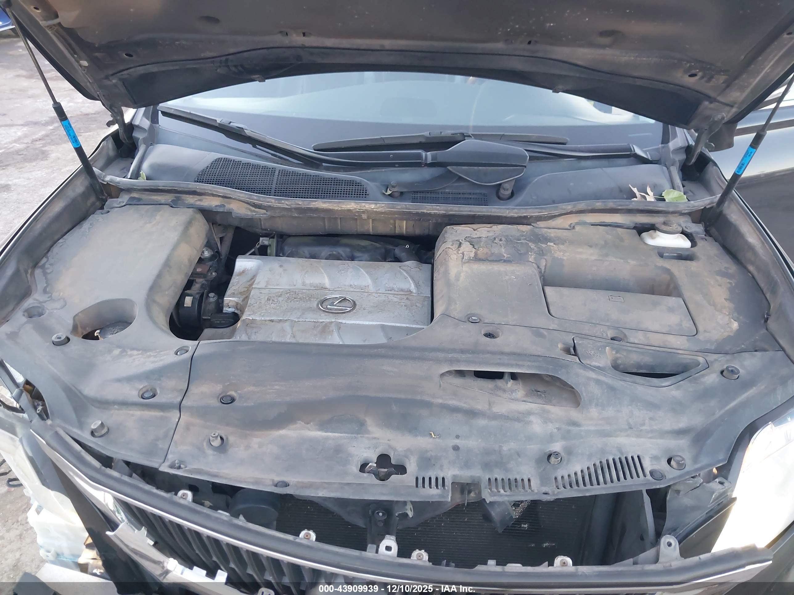 LEXUS RX image 10