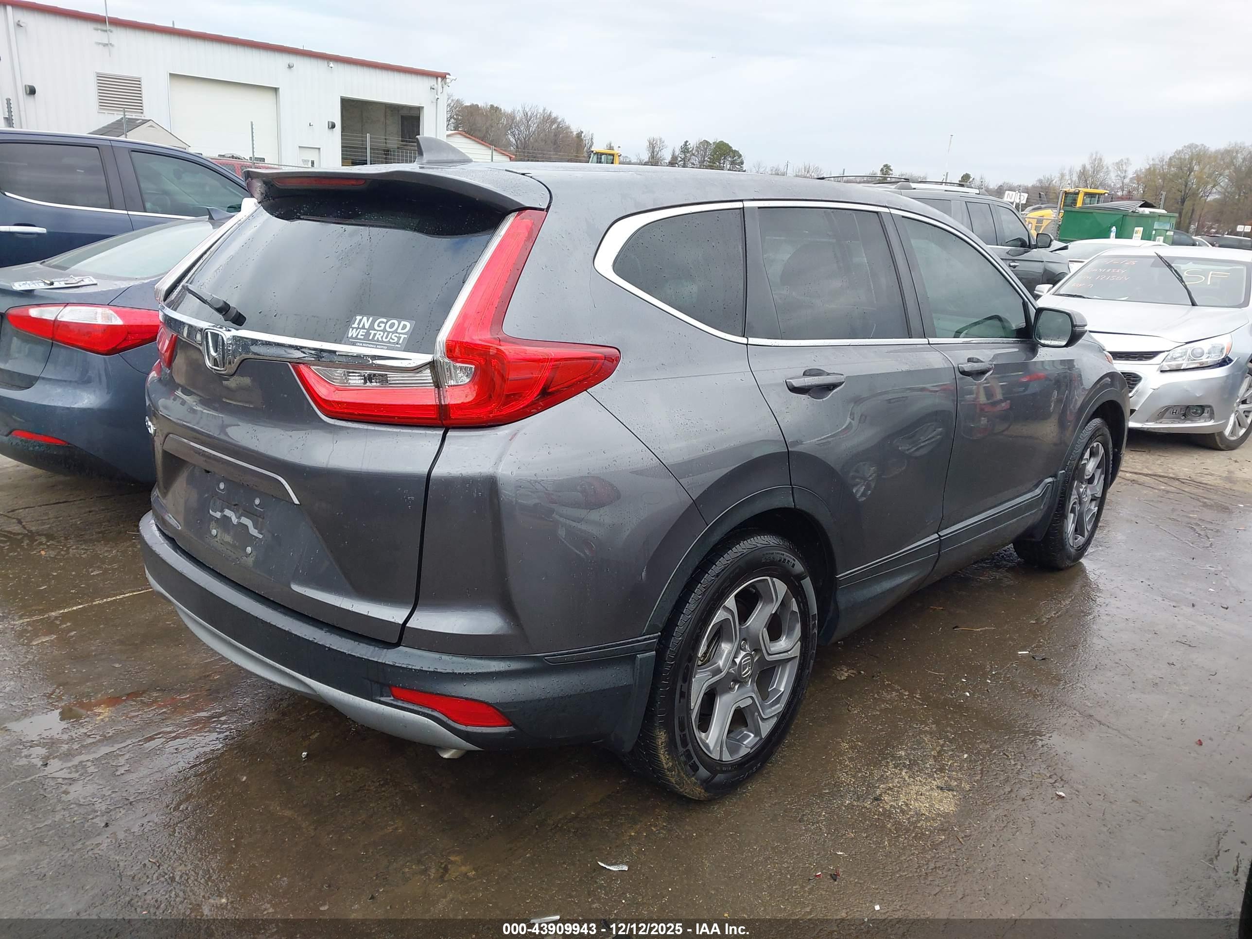 HONDA CR-V image 4