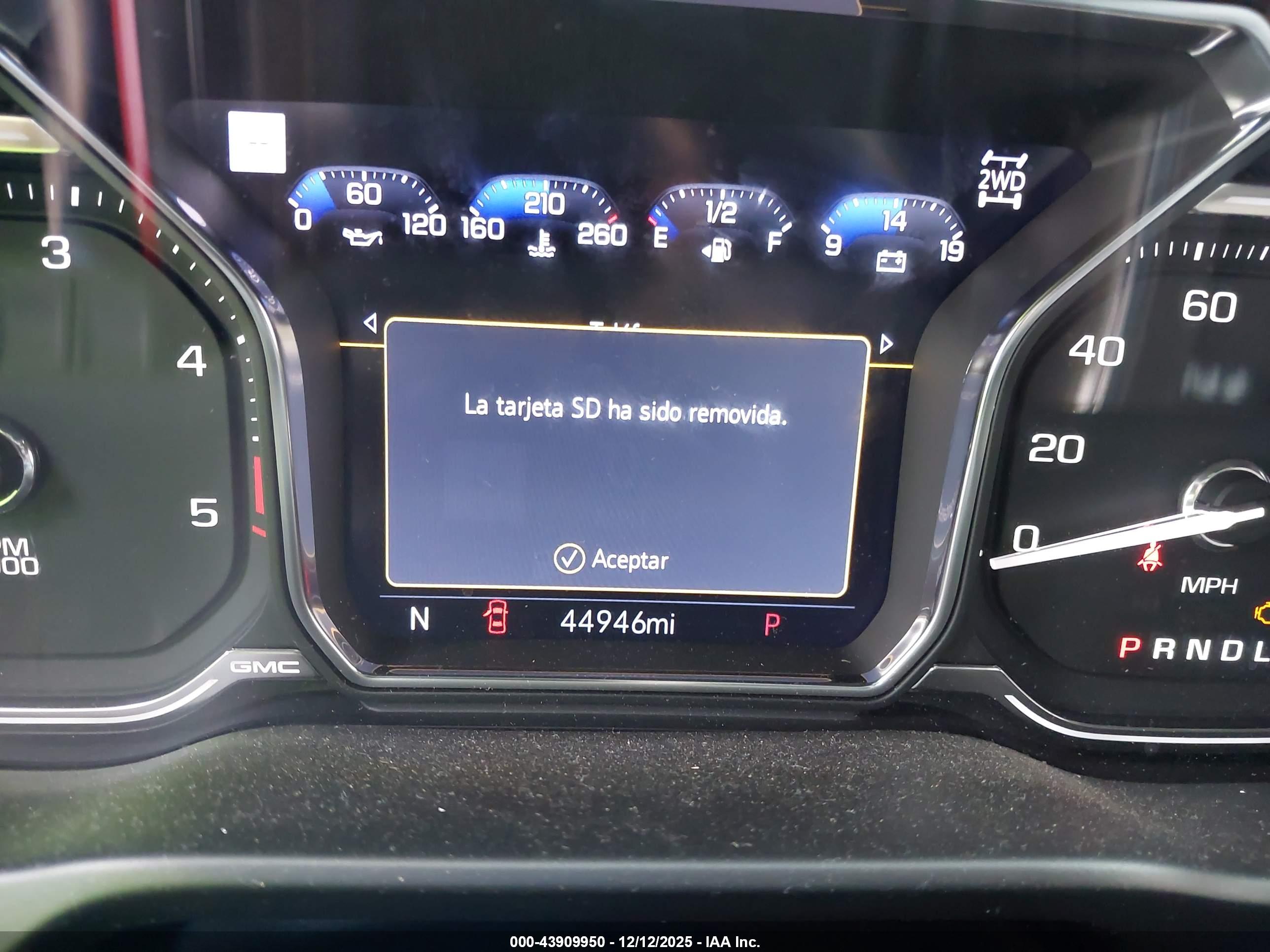 GMC SIERRA image 6