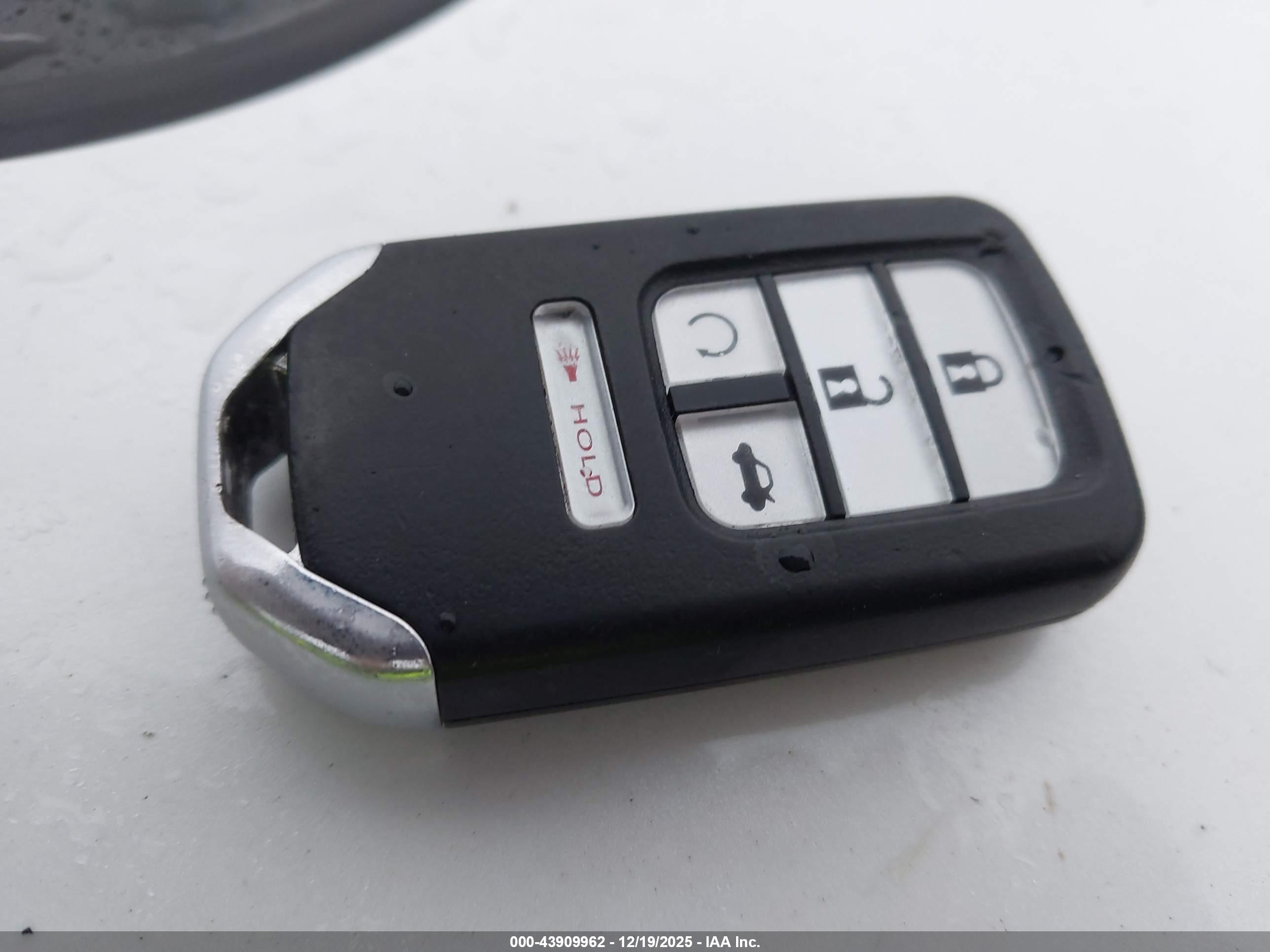 HONDA ACCORD image 11