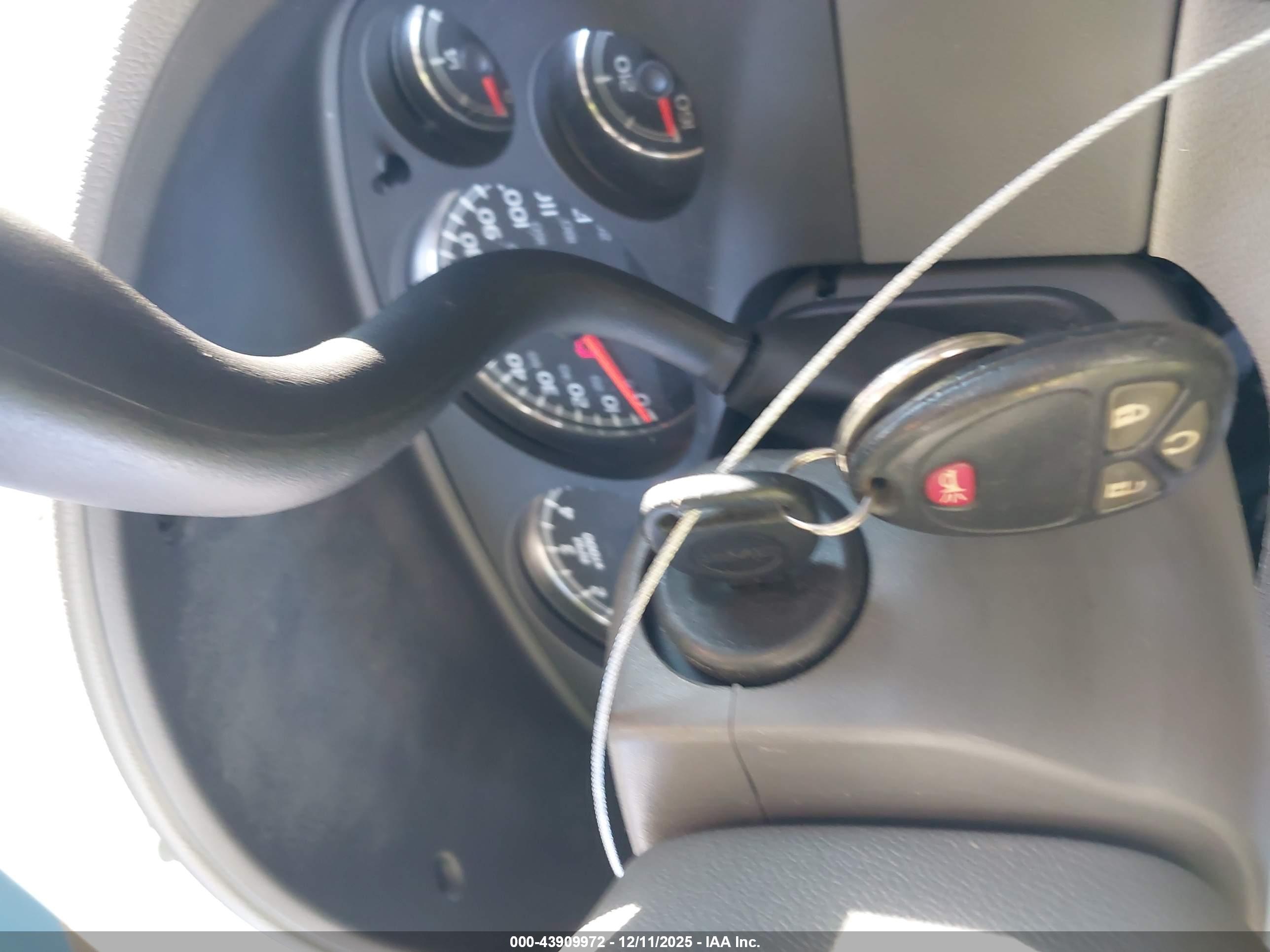 GMC SIERRA image 11