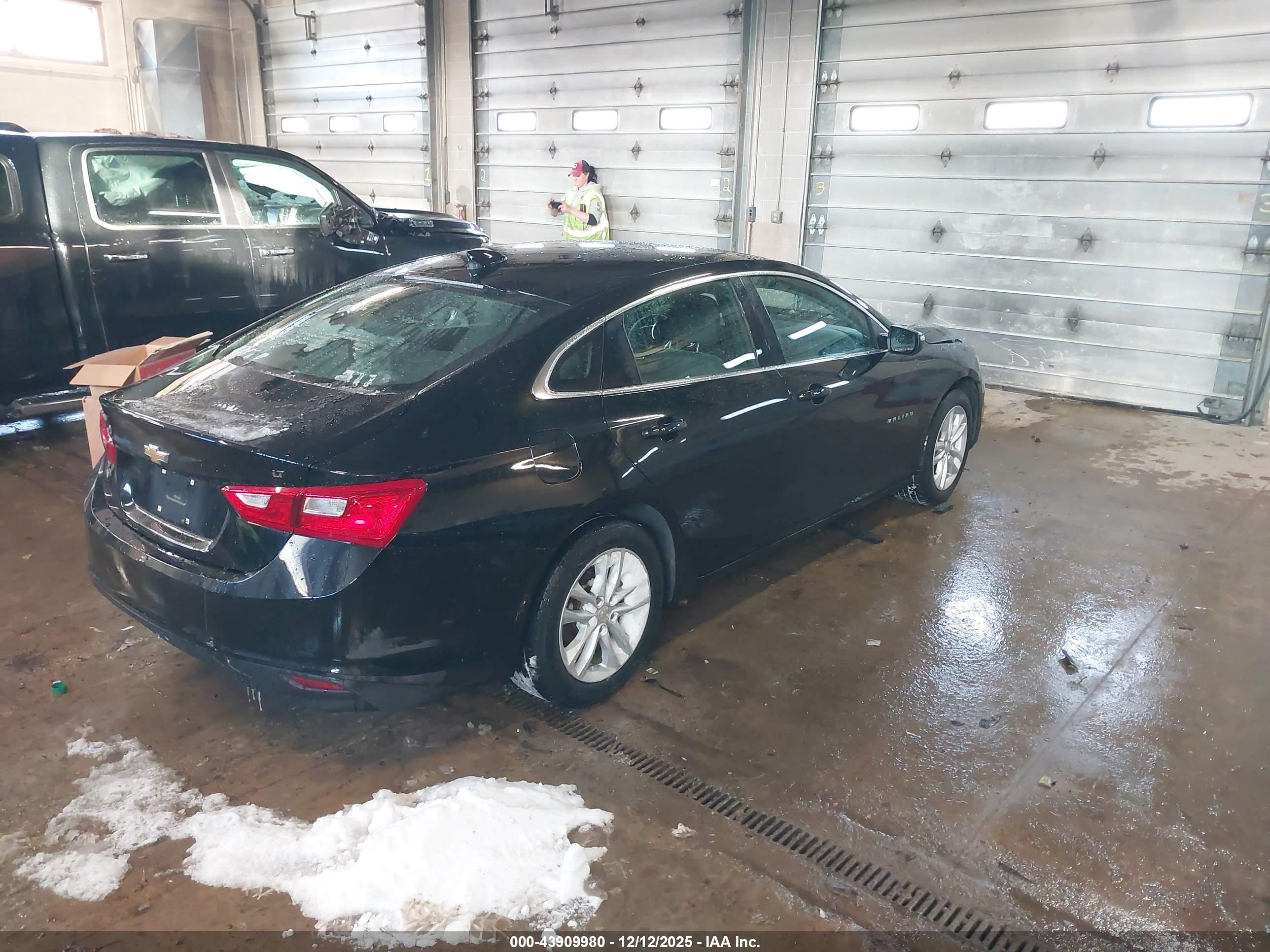 CHEVROLET MALIBU image 4