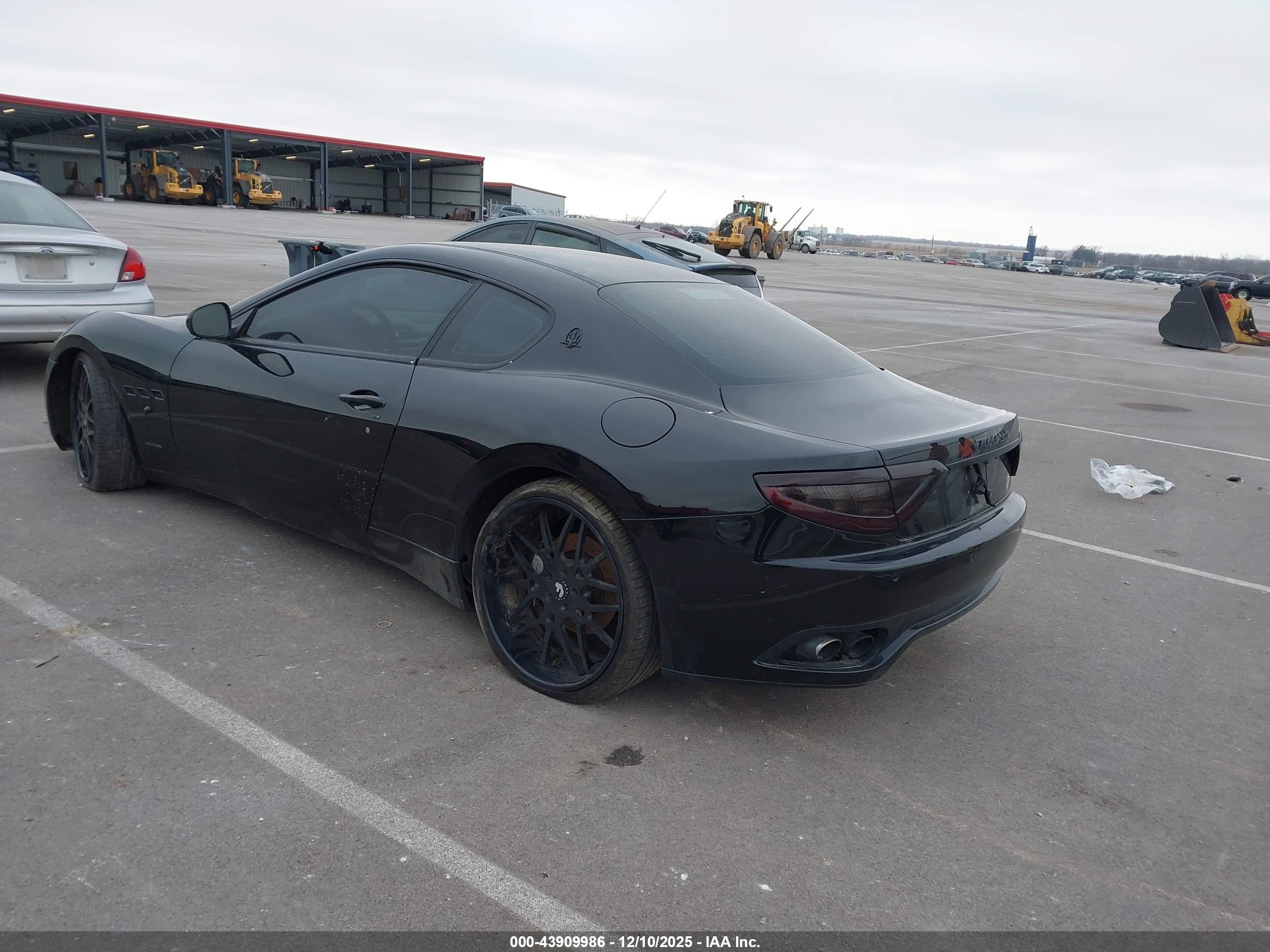 MASERATI GRANTURISMO image 3