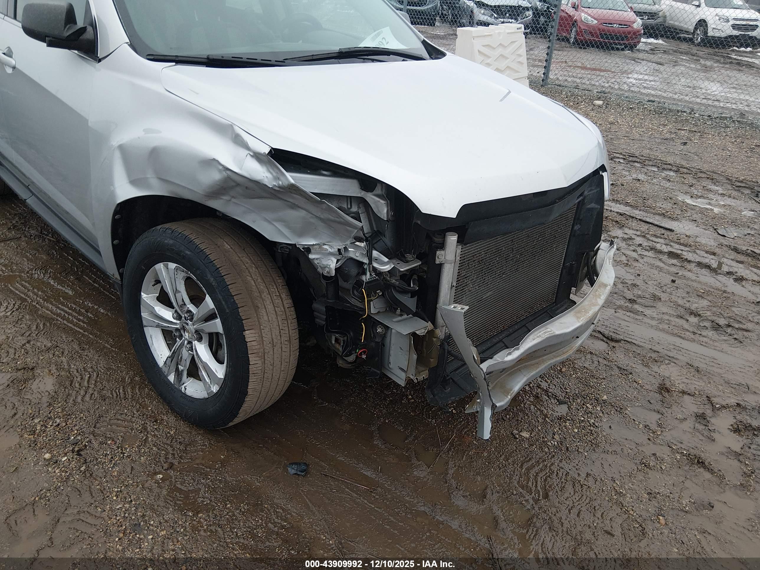 CHEVROLET EQUINOX image 6