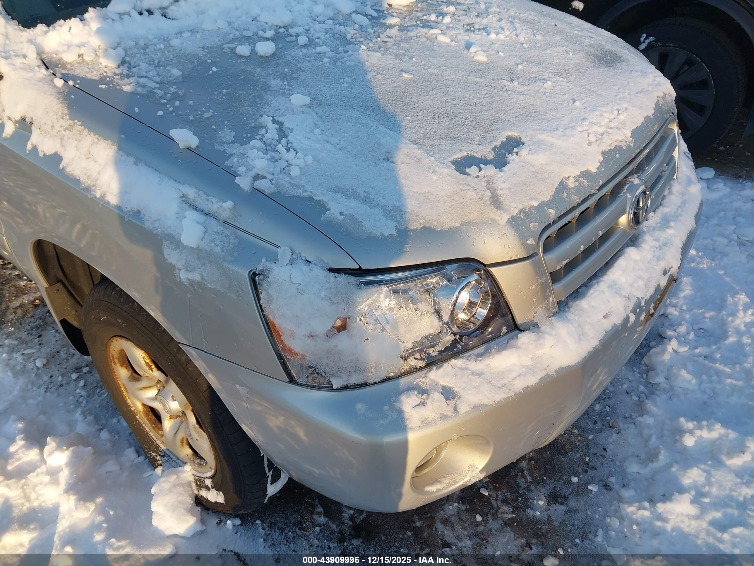 TOYOTA HIGHLANDER image 6