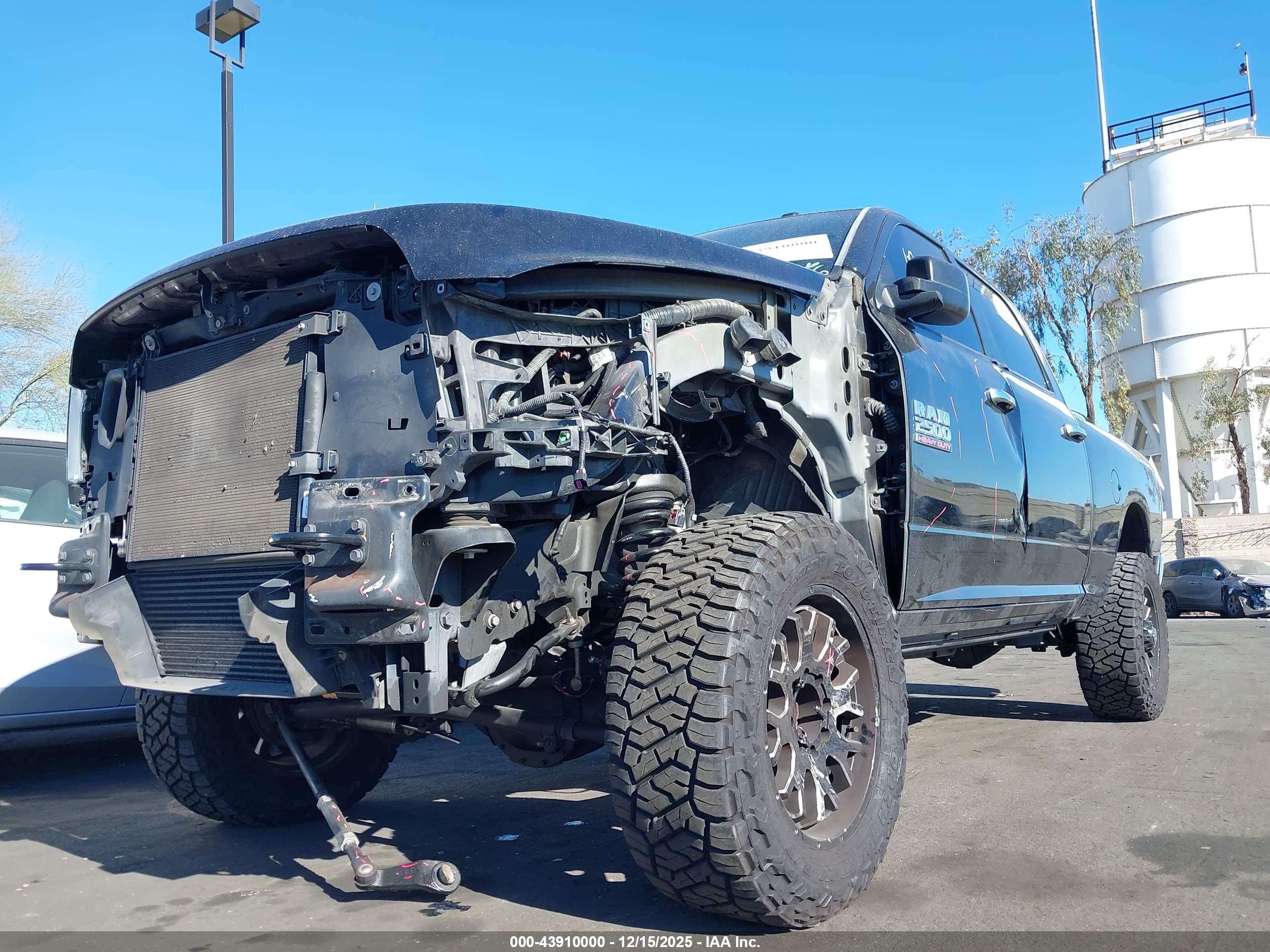 RAM 2500 image 6