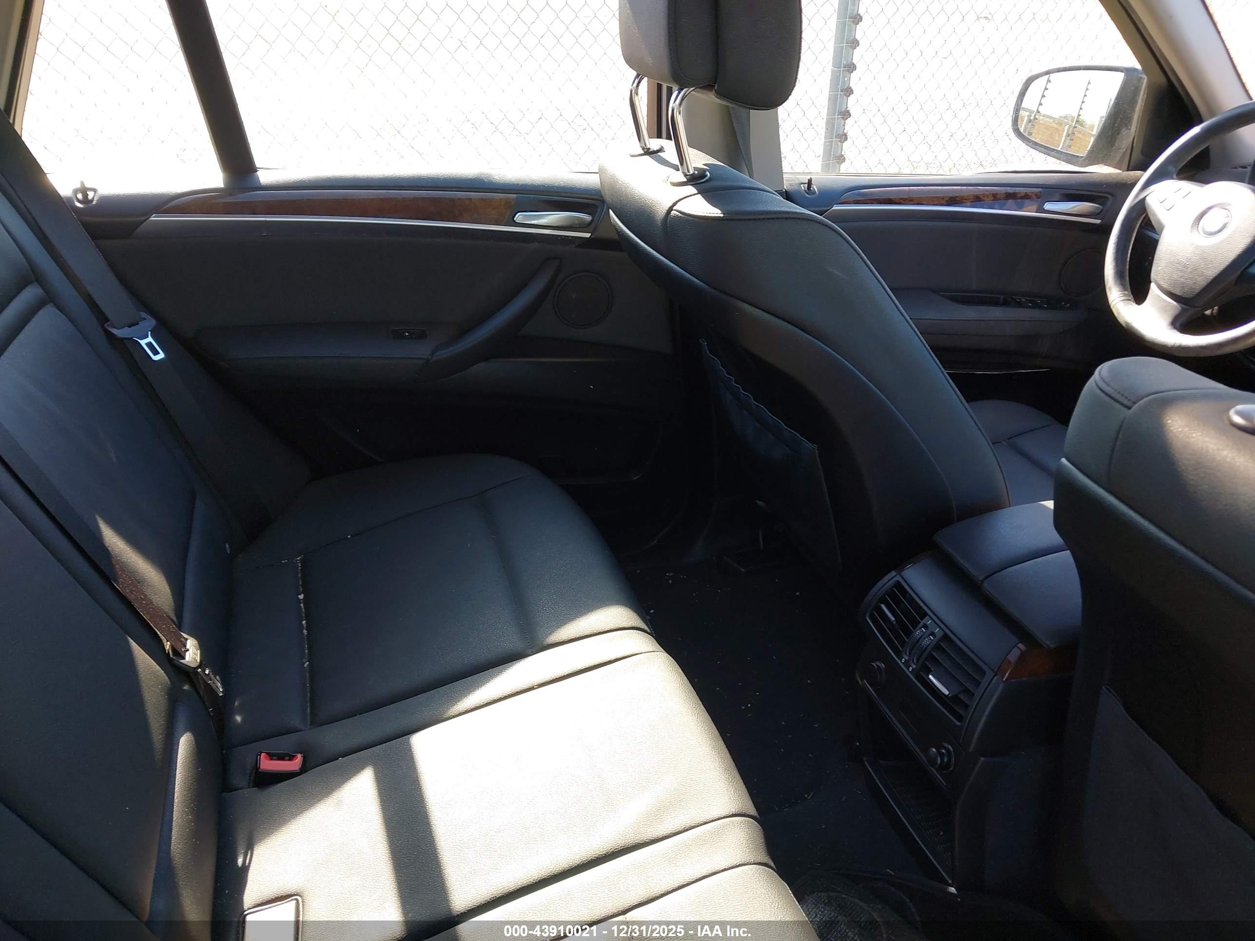 BMW X5 image 8