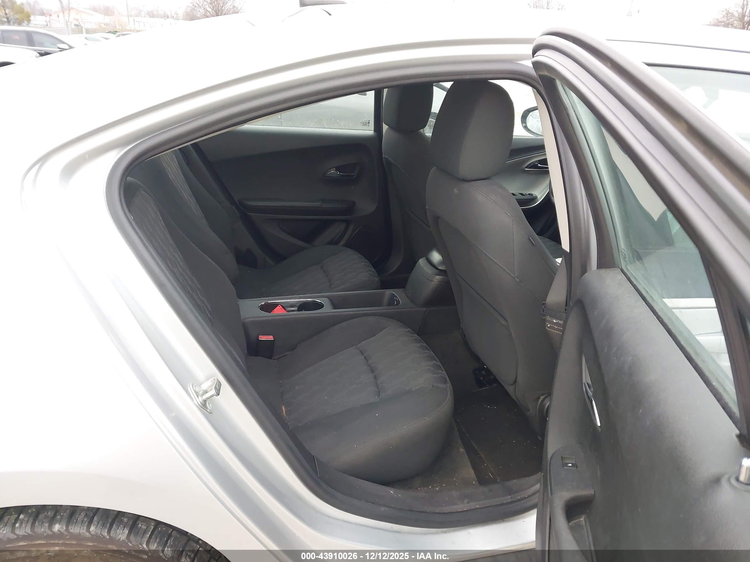 CHEVROLET VOLT image 8