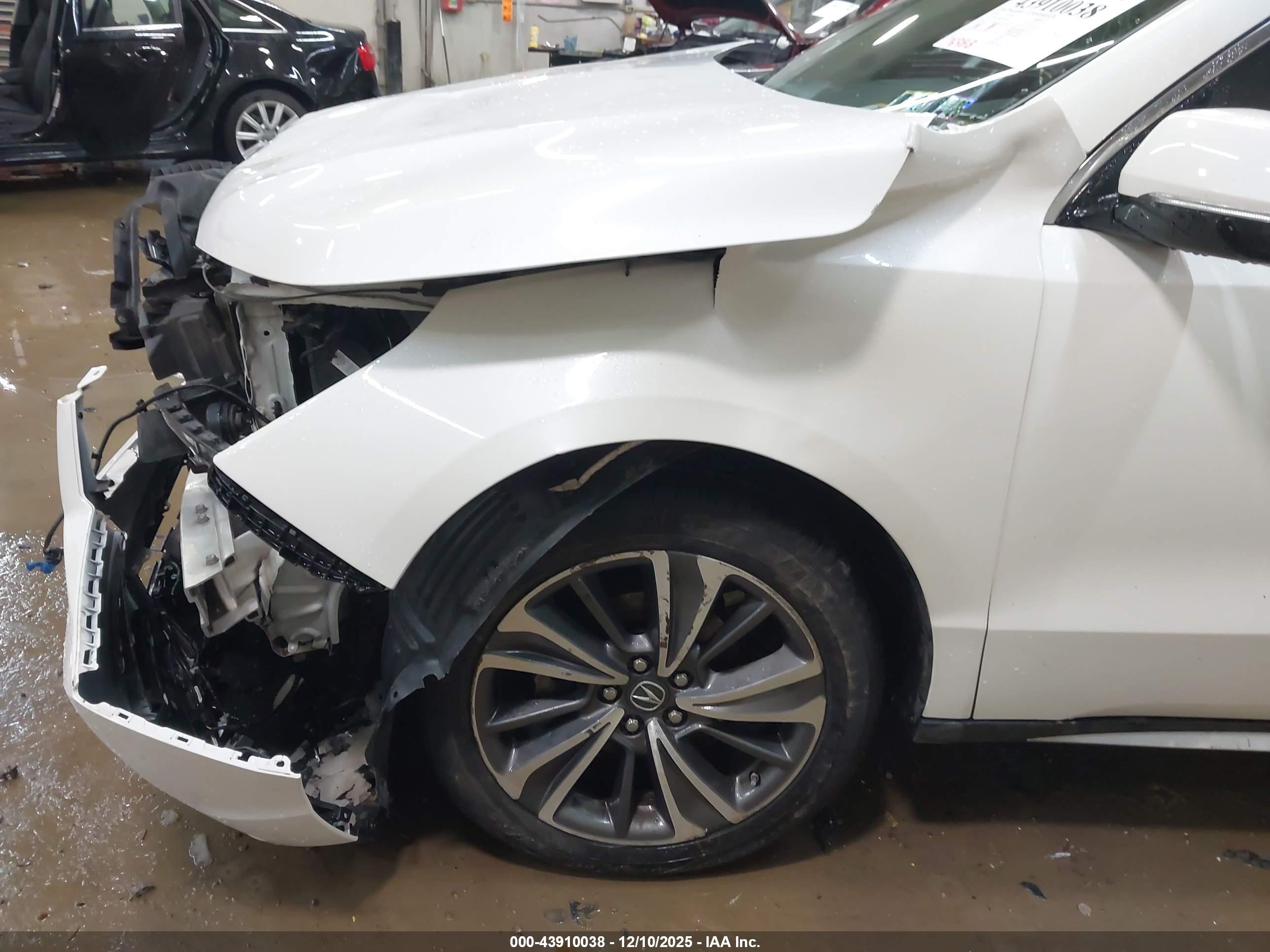 ACURA MDX image 6