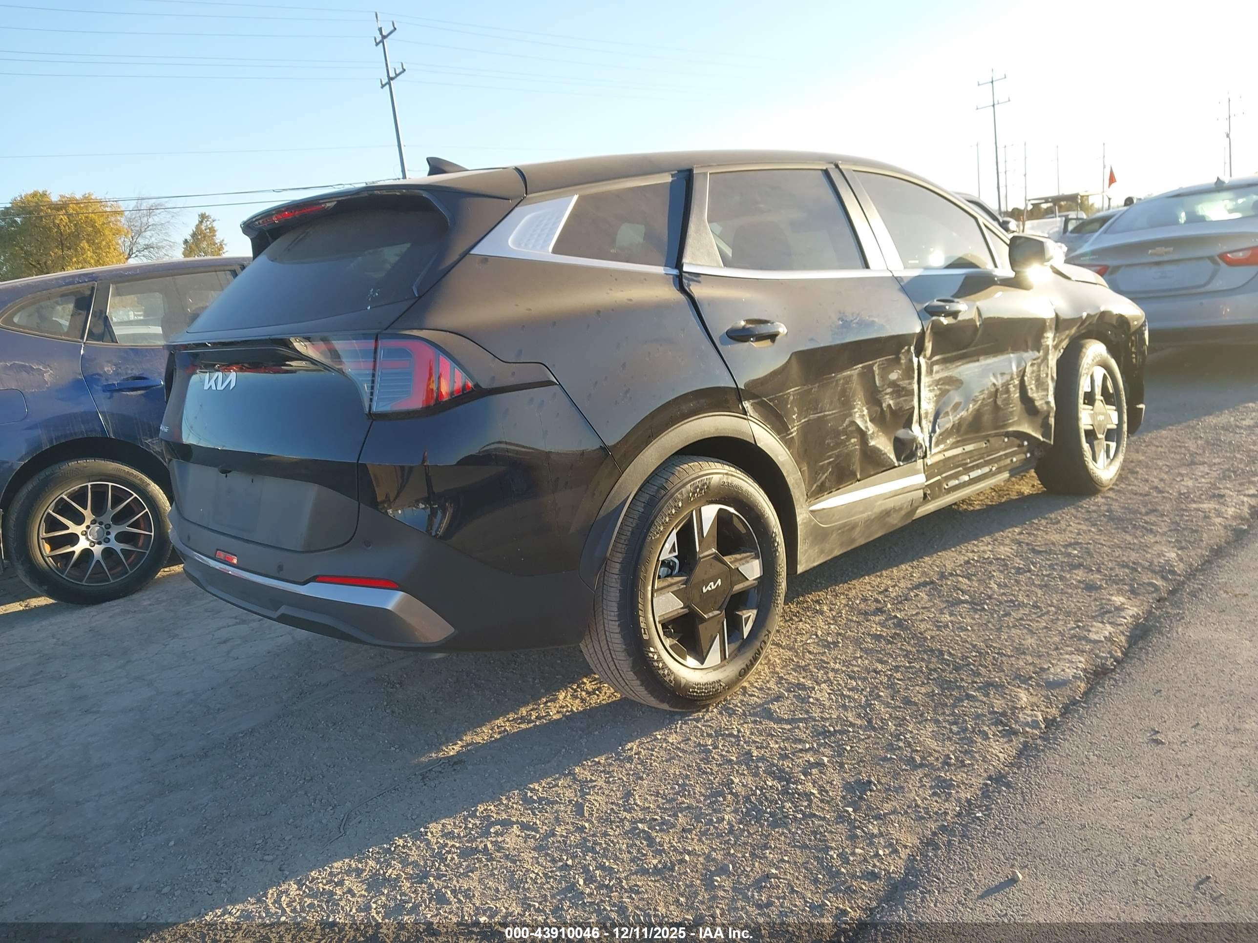 KIA SPORTAGE image 4