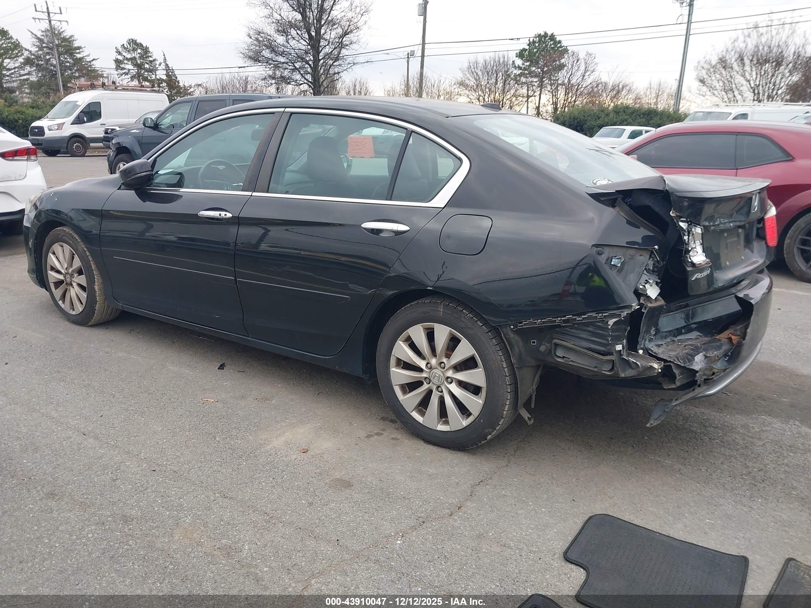 HONDA ACCORD image 3