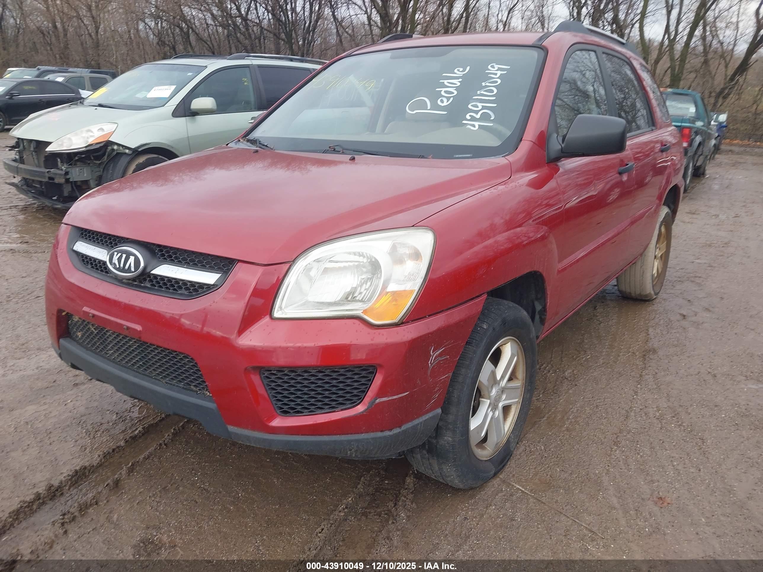 KIA SPORTAGE image 2