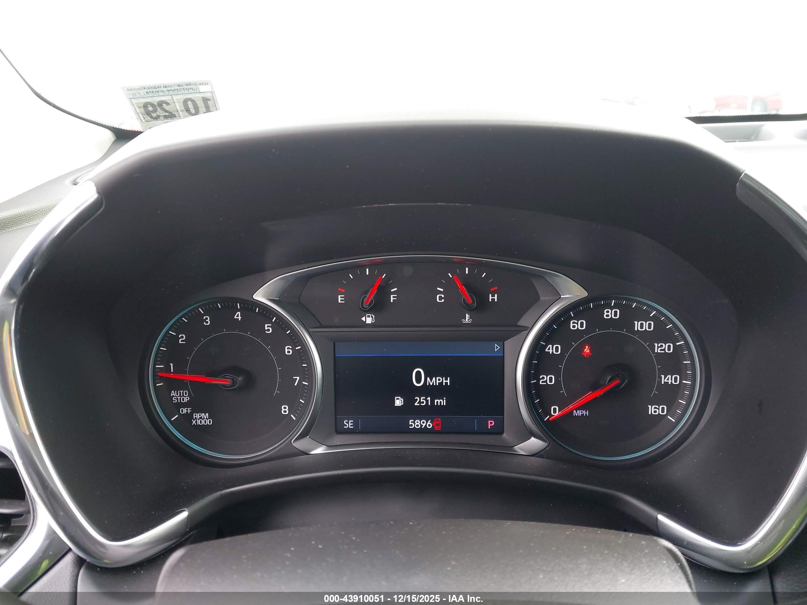 CHEVROLET EQUINOX image 7