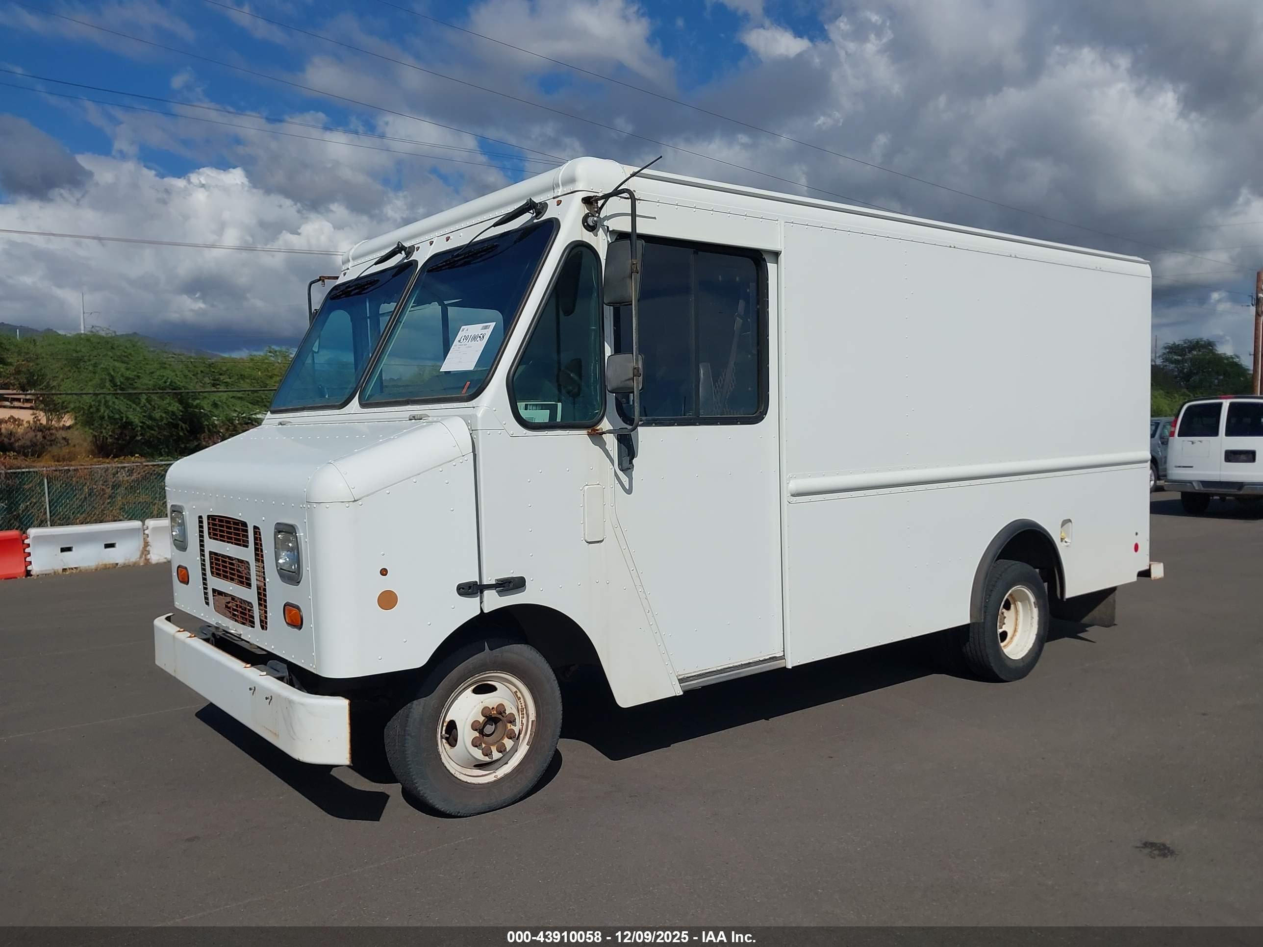 FORD E-350 image 2