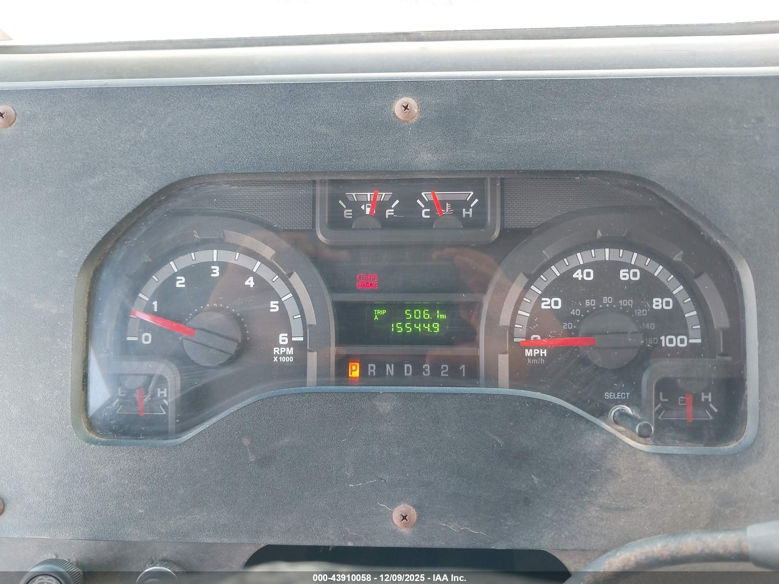 FORD E-350 image 6