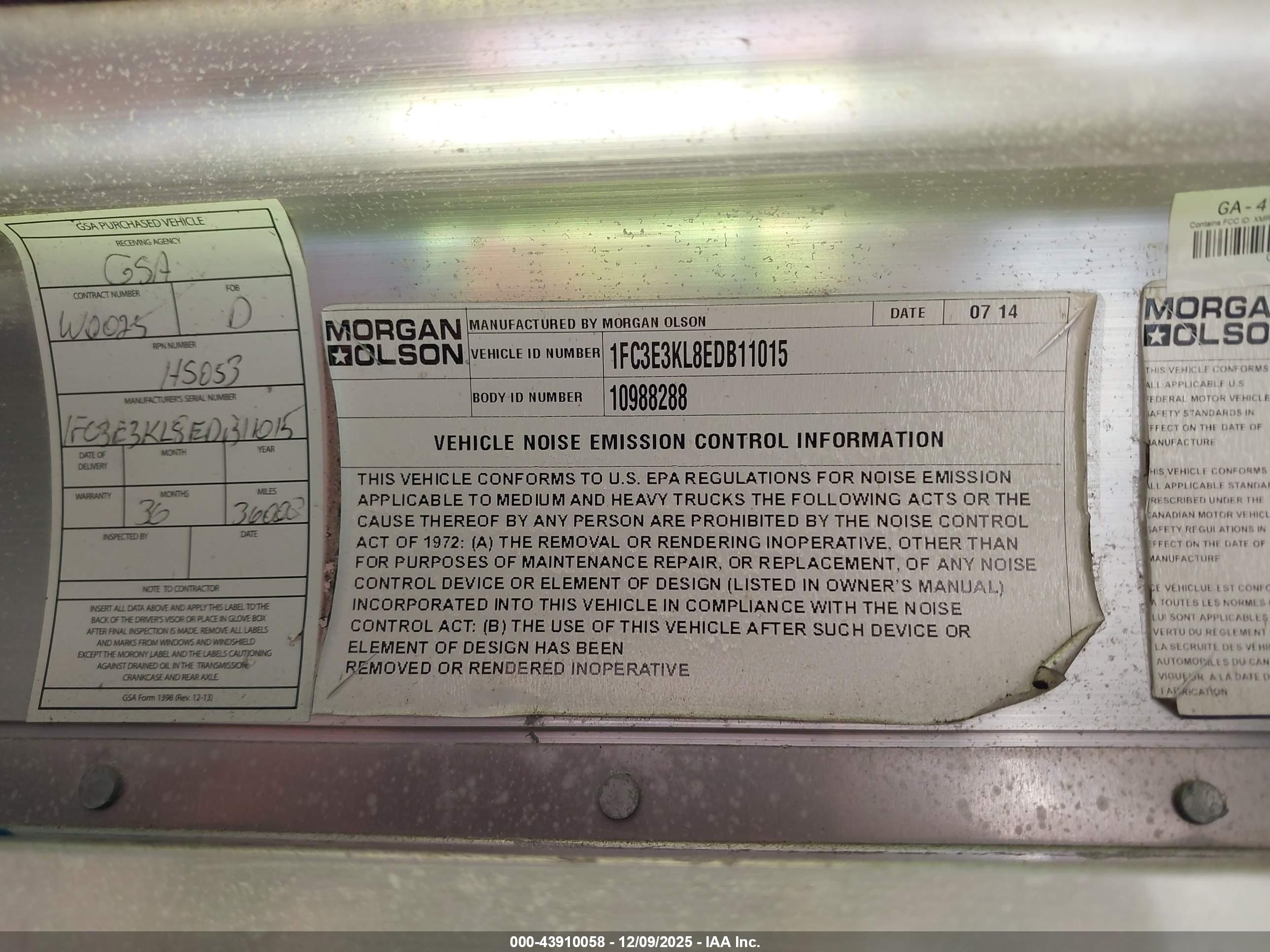 FORD E-350 image 9