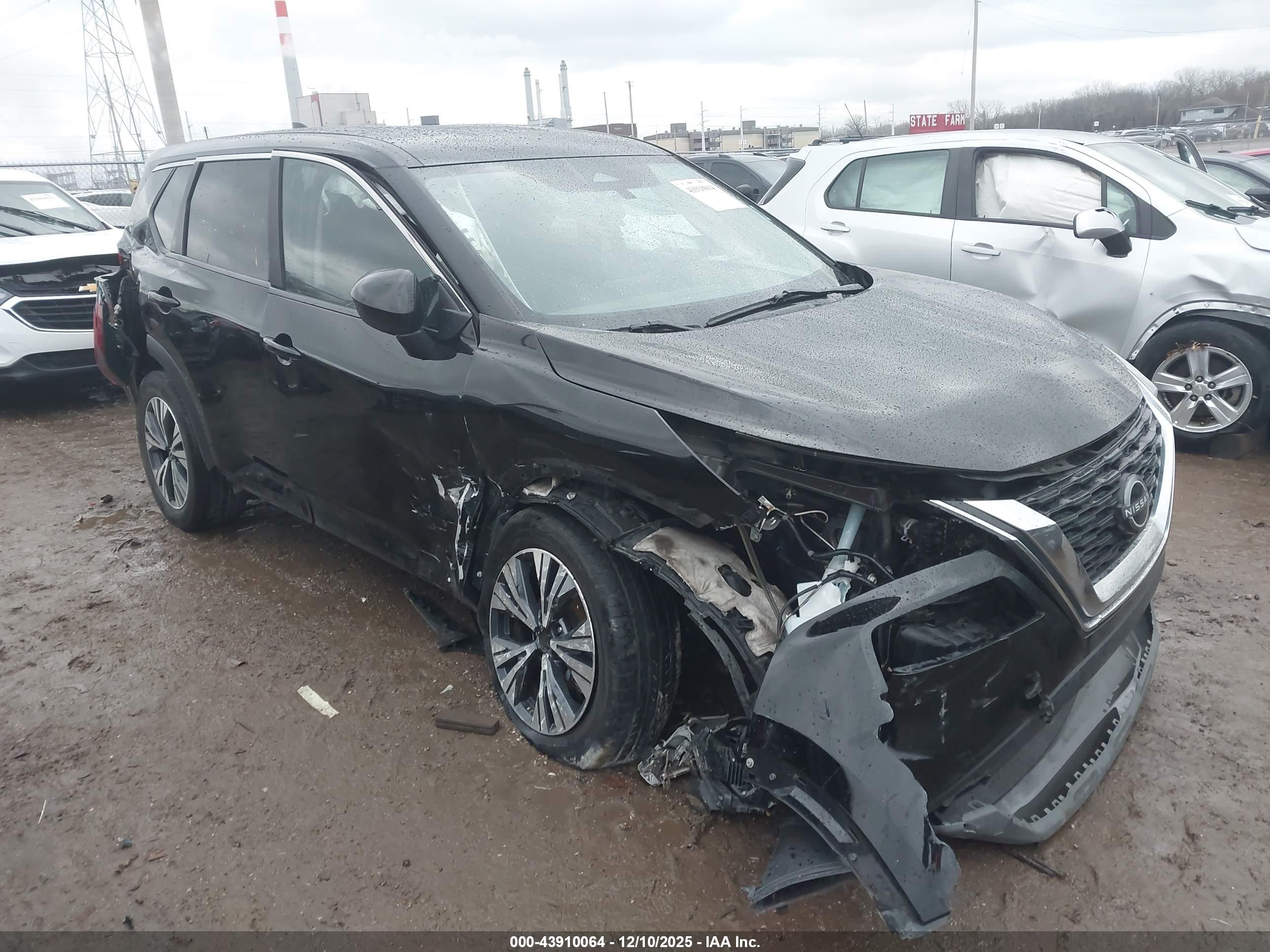 NISSAN ROGUE image 6