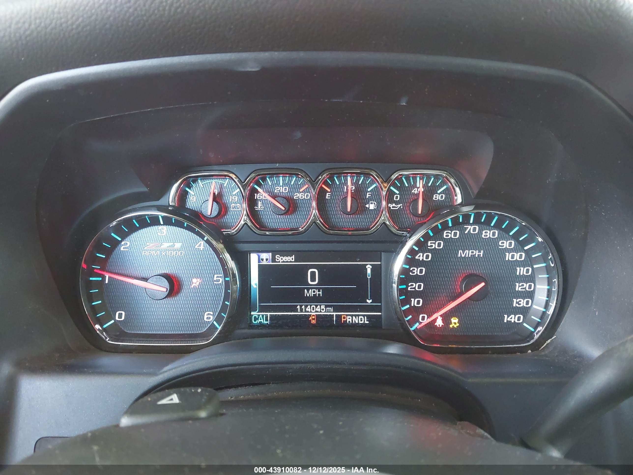 CHEVROLET SILVERADO image 7