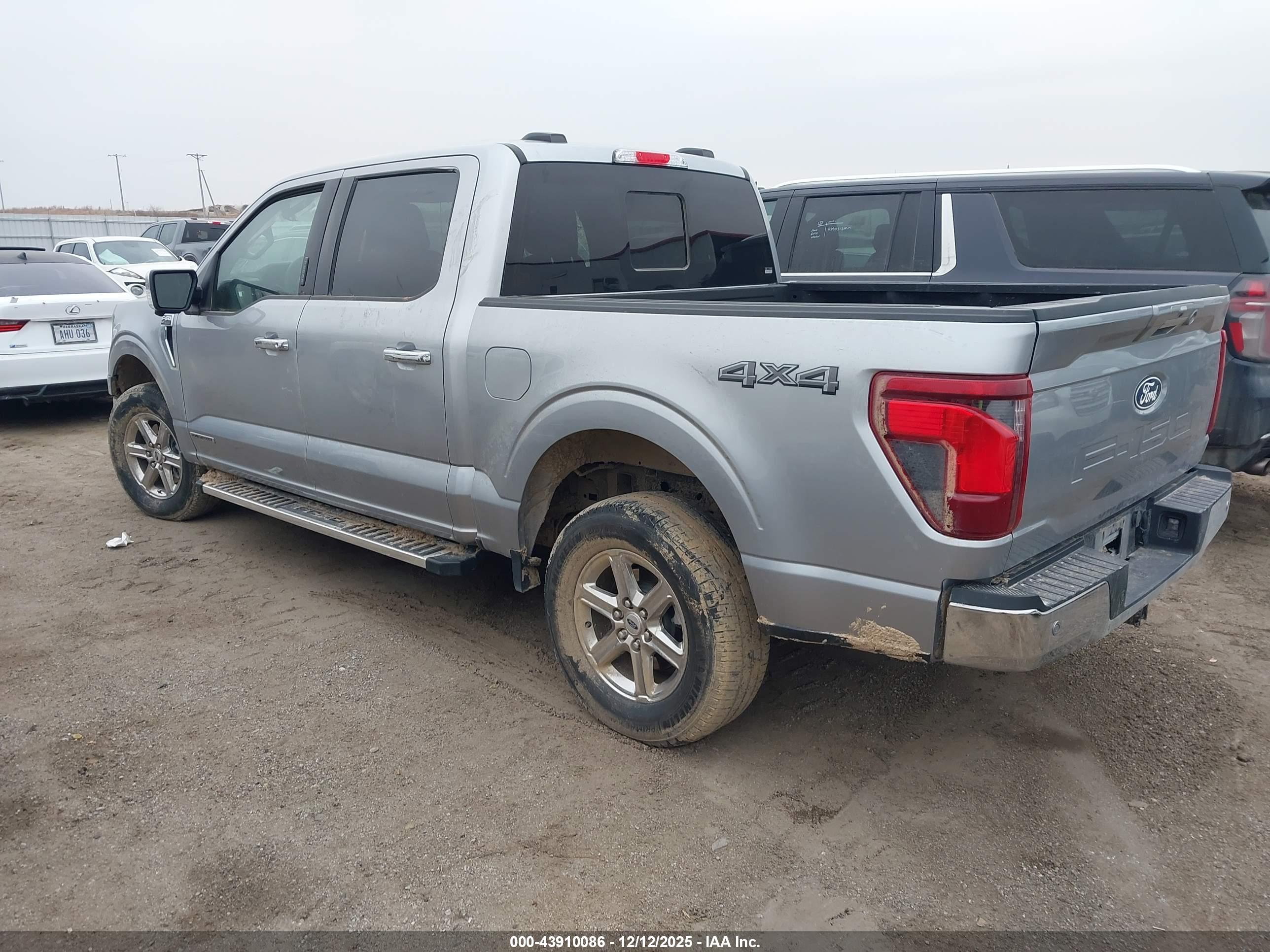 FORD F-150 image 3