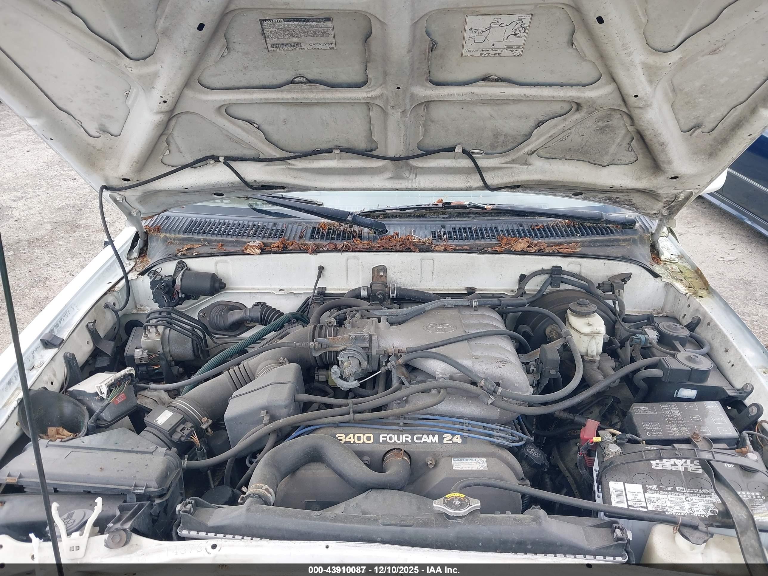 TOYOTA 4RUNNER image 10