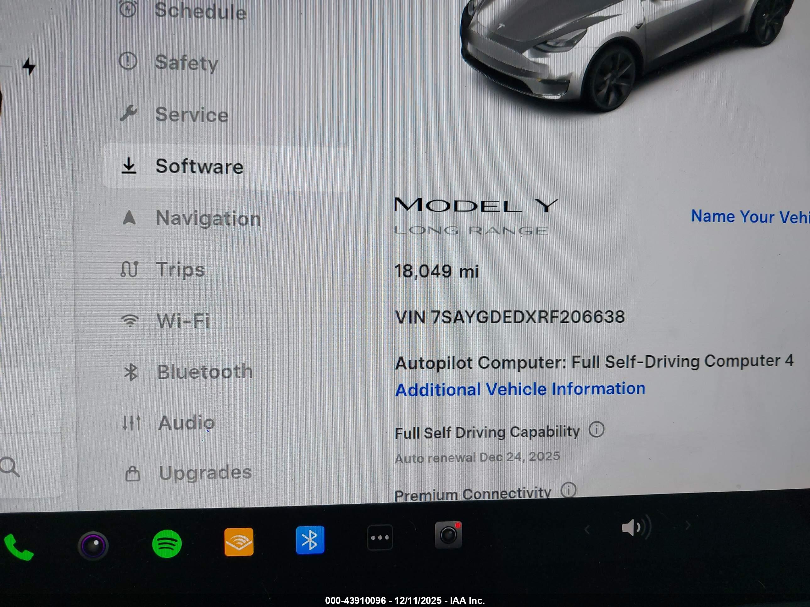 TESLA MODEL image 7