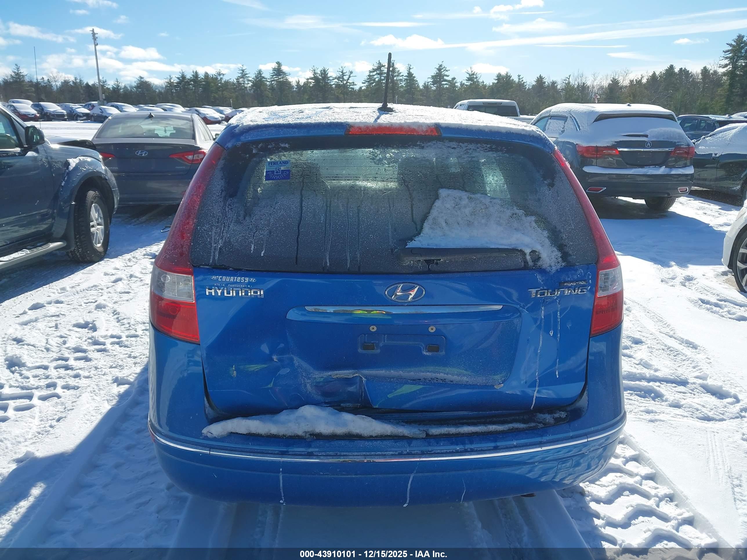 HYUNDAI ELANTRA image 6