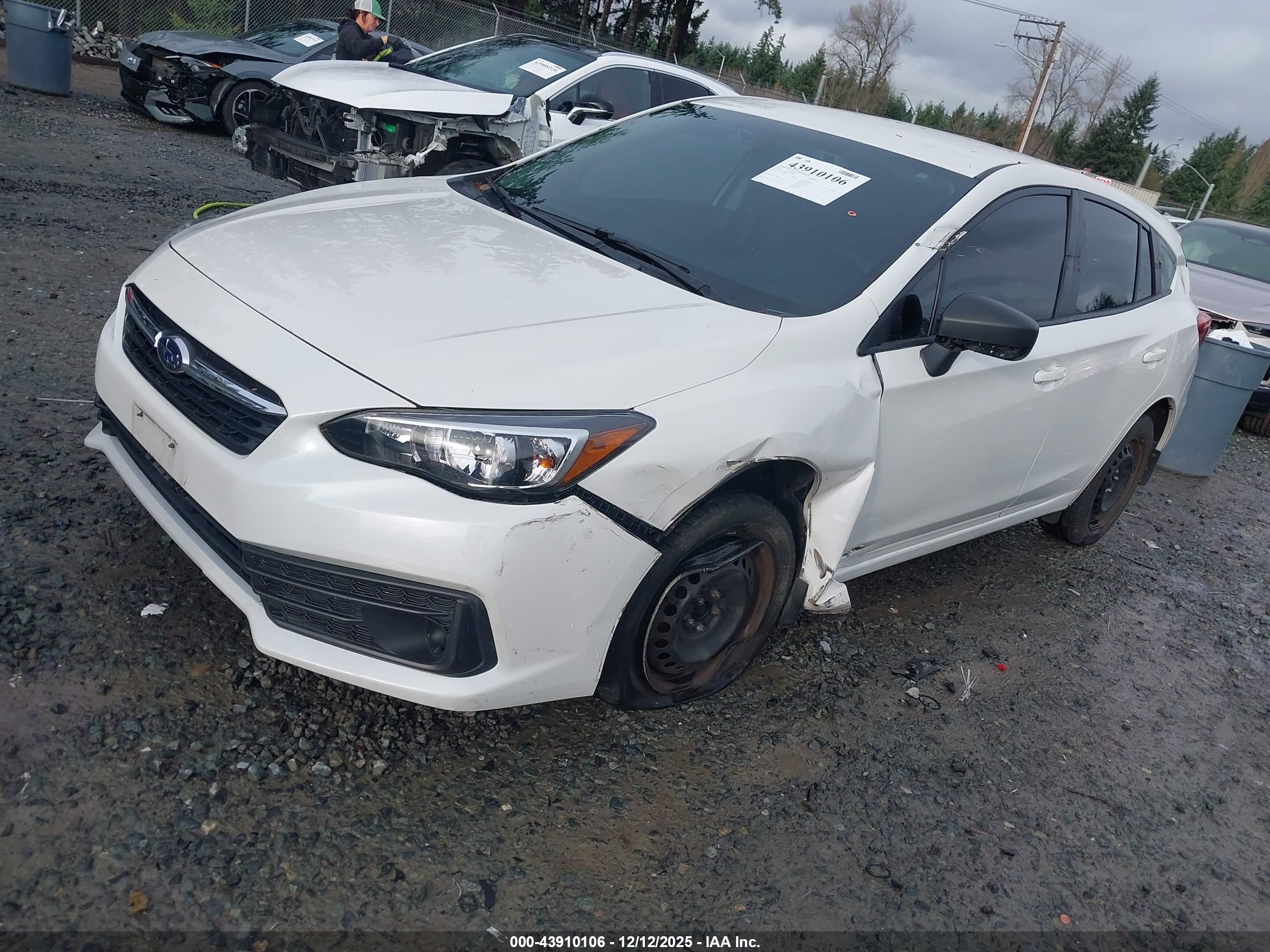 SUBARU IMPREZA image 2