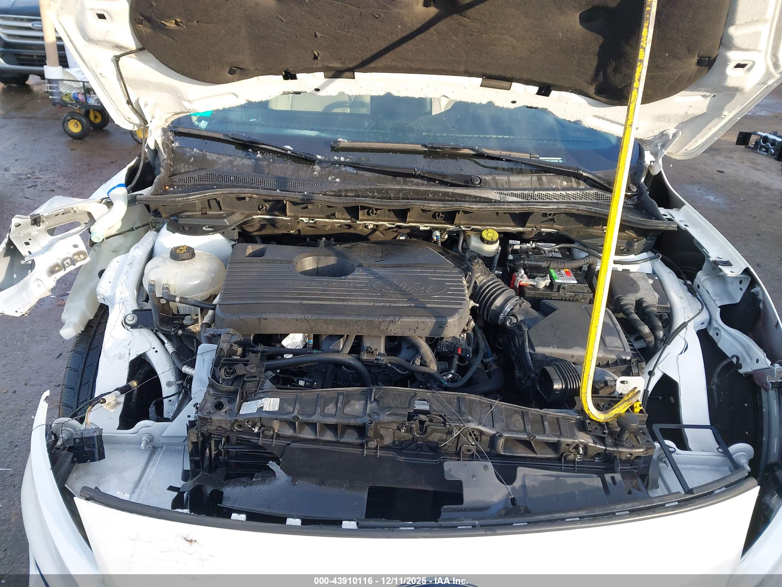 FORD ESCAPE image 10