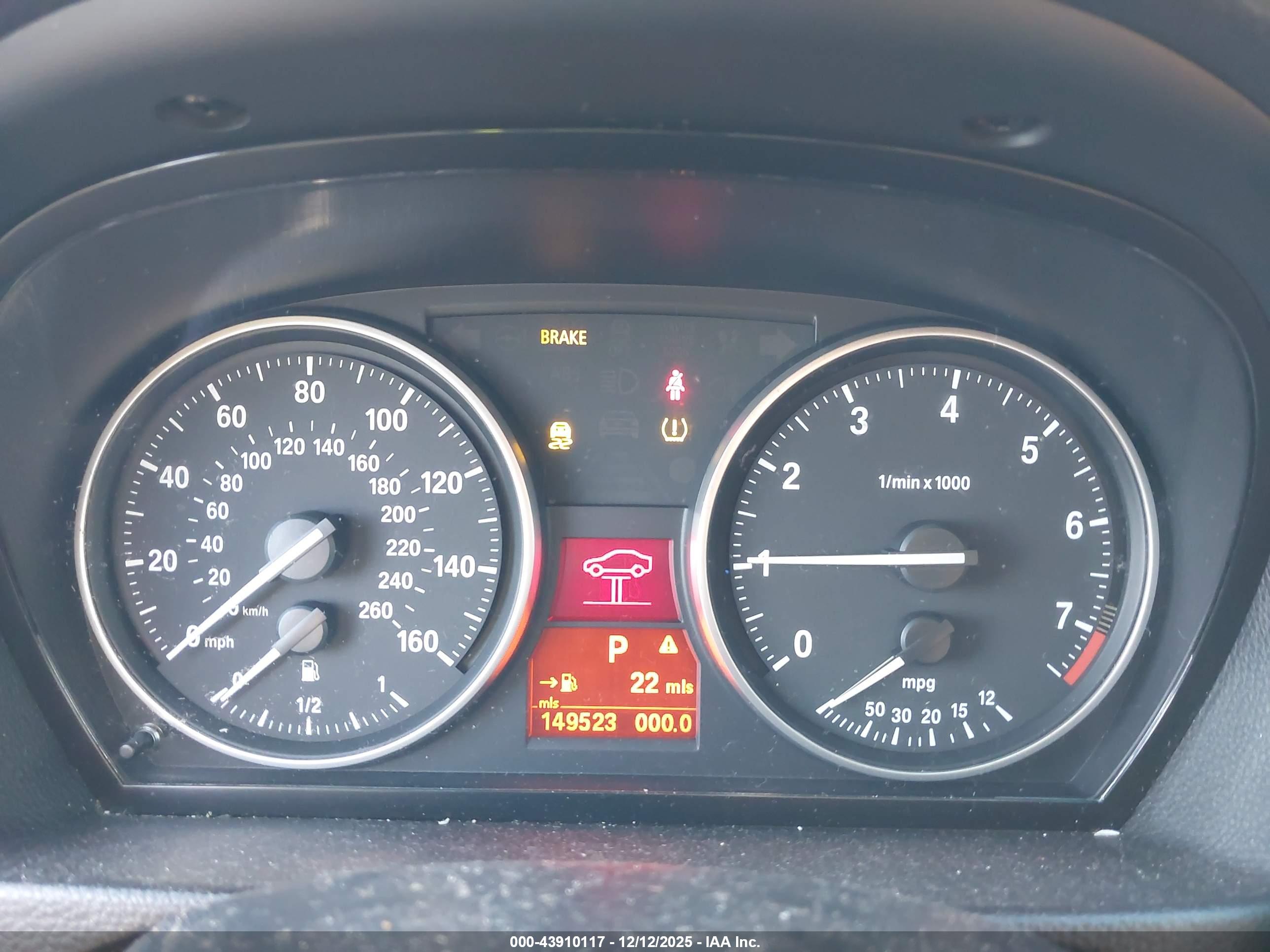 BMW 328I image 7