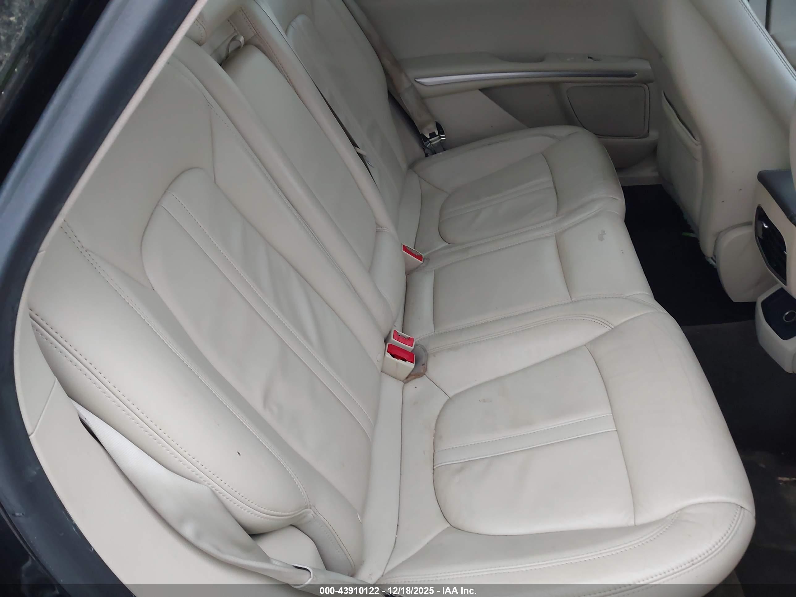 LINCOLN MKZ image 8
