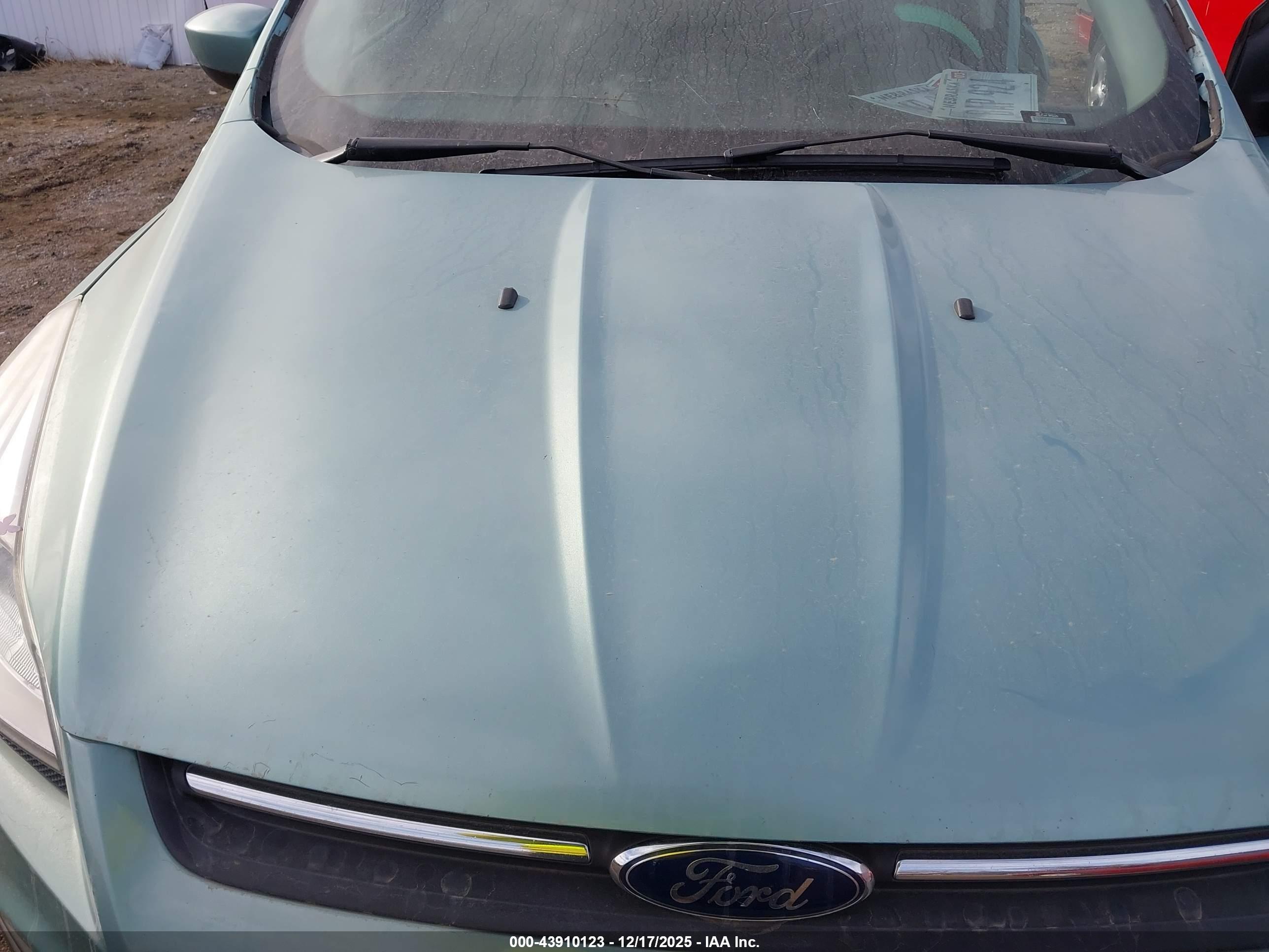 FORD ESCAPE image 10