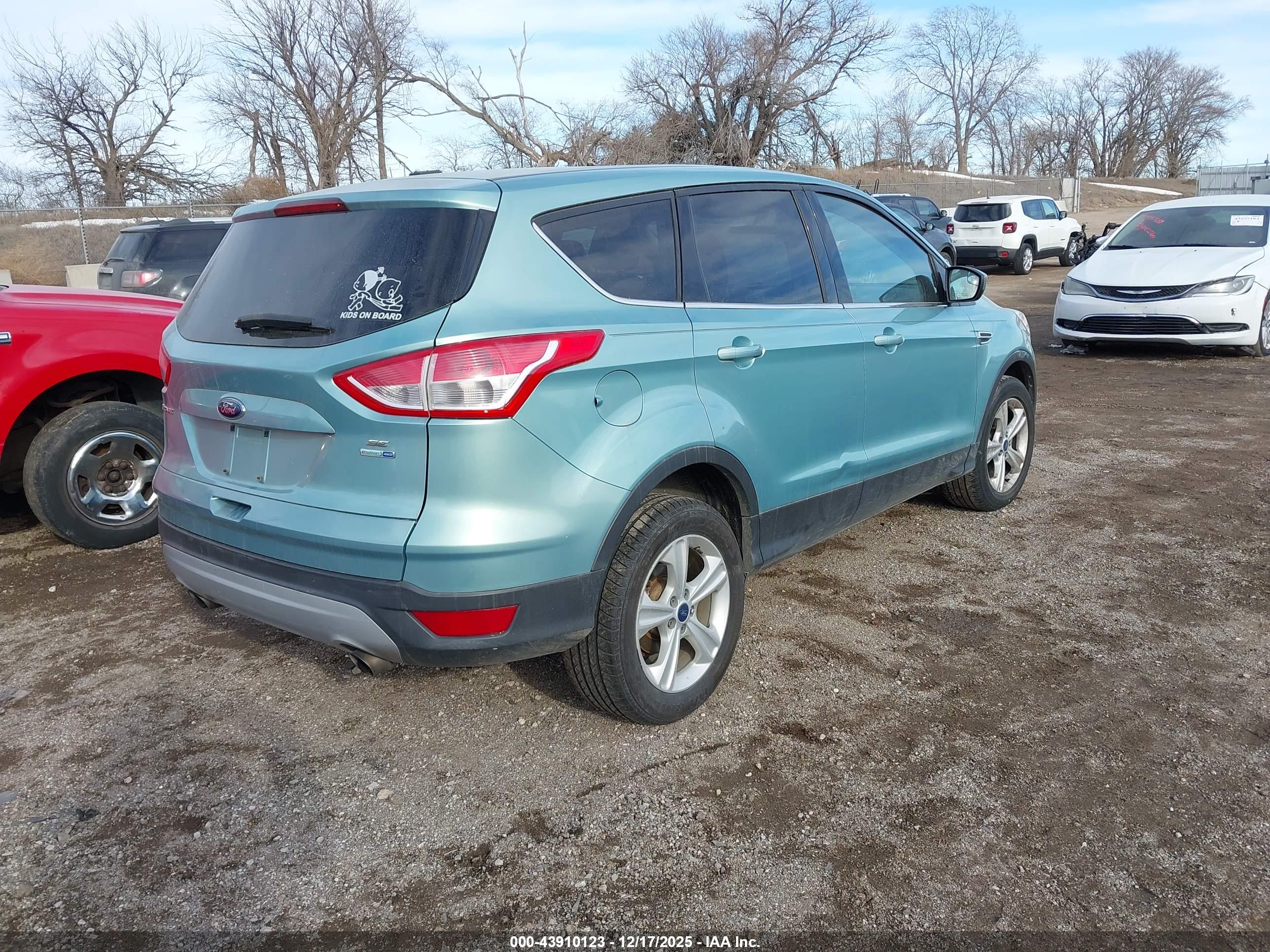 FORD ESCAPE image 4