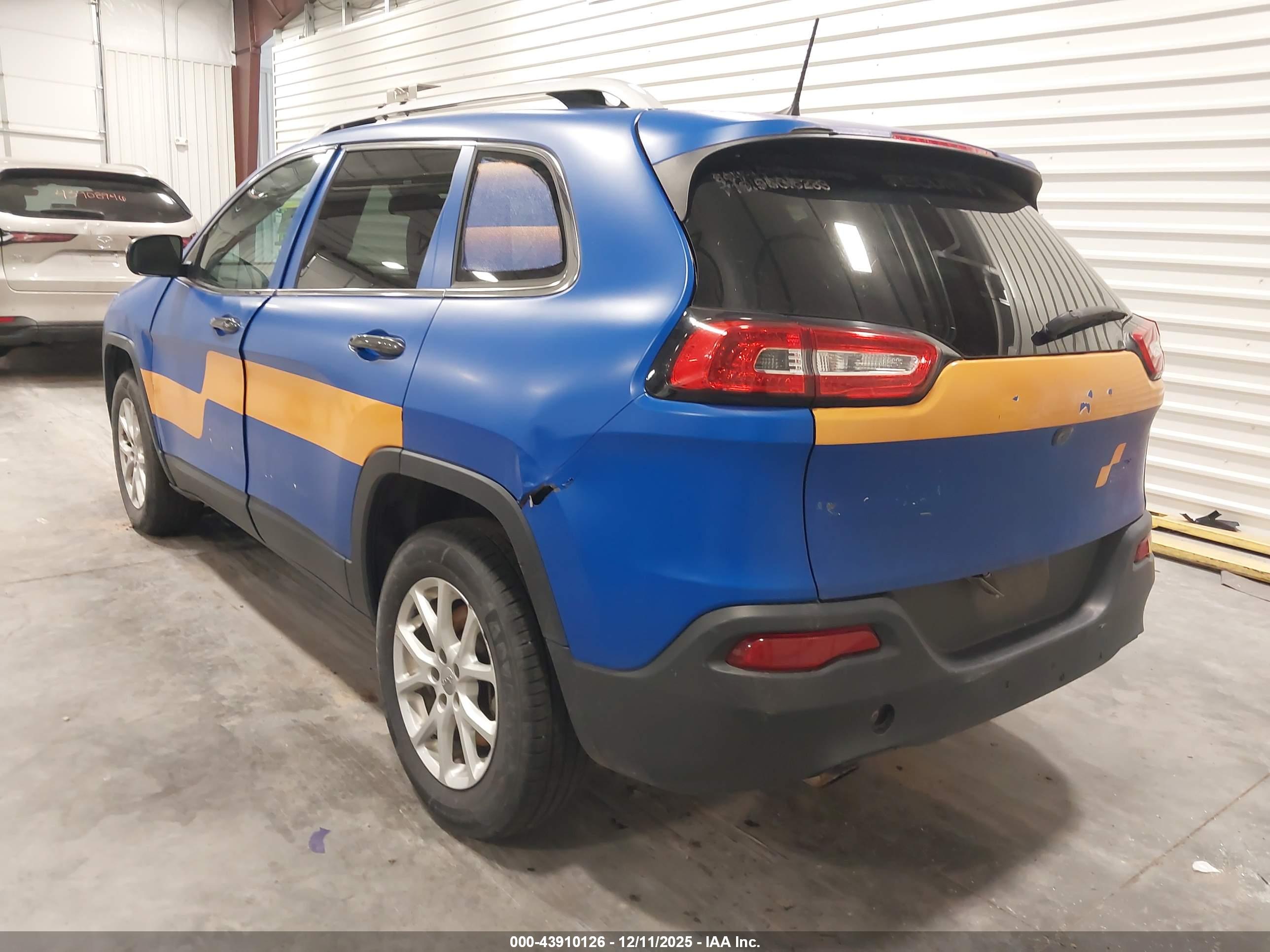 JEEP CHEROKEE image 3