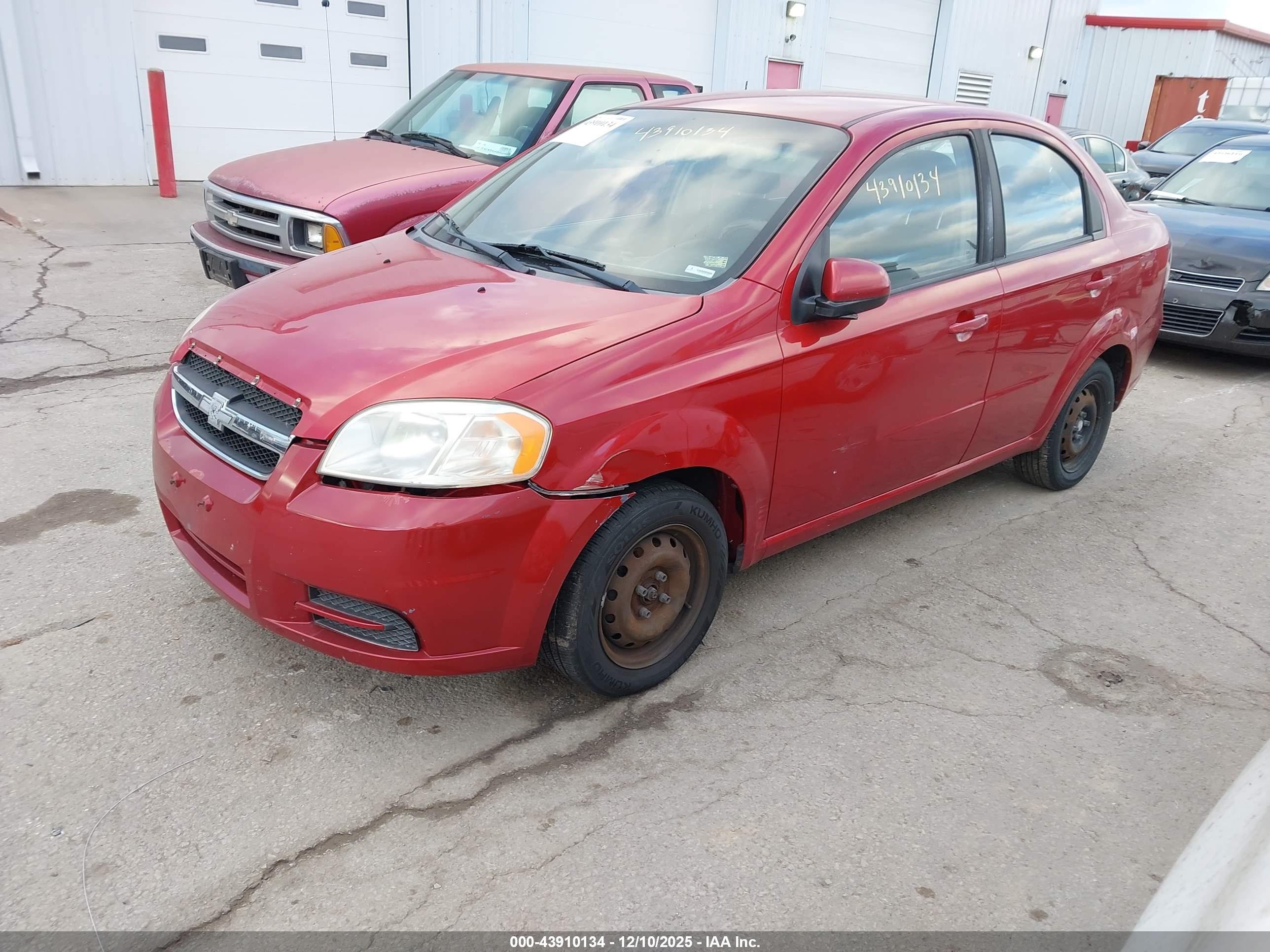 CHEVROLET AVEO image 2