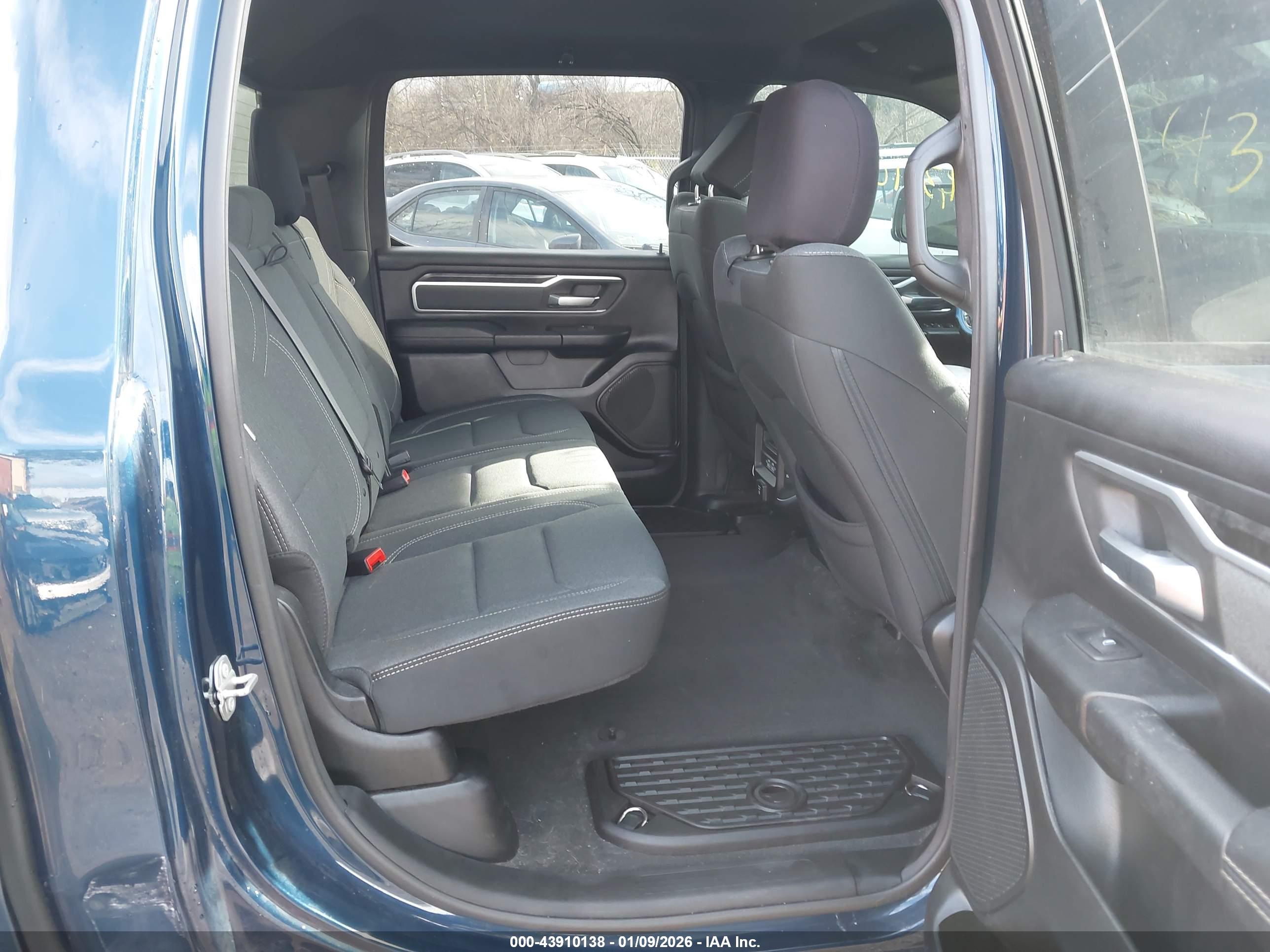 RAM 1500 image 8