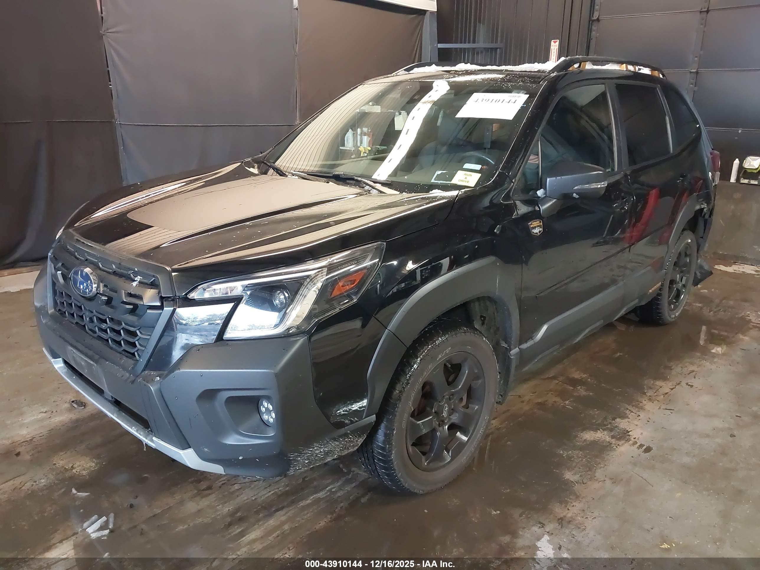 SUBARU FORESTER image 2