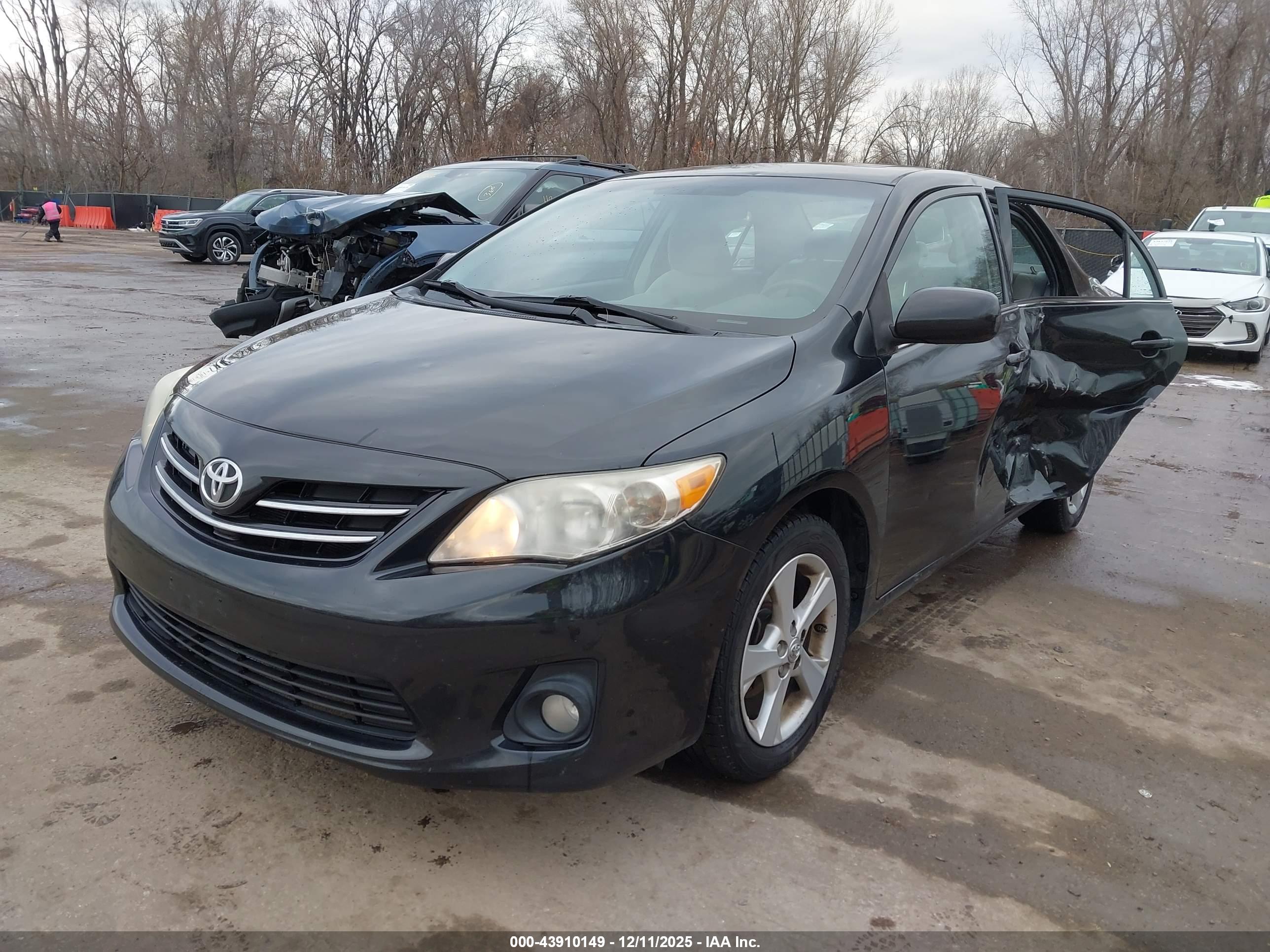 TOYOTA COROLLA image 2
