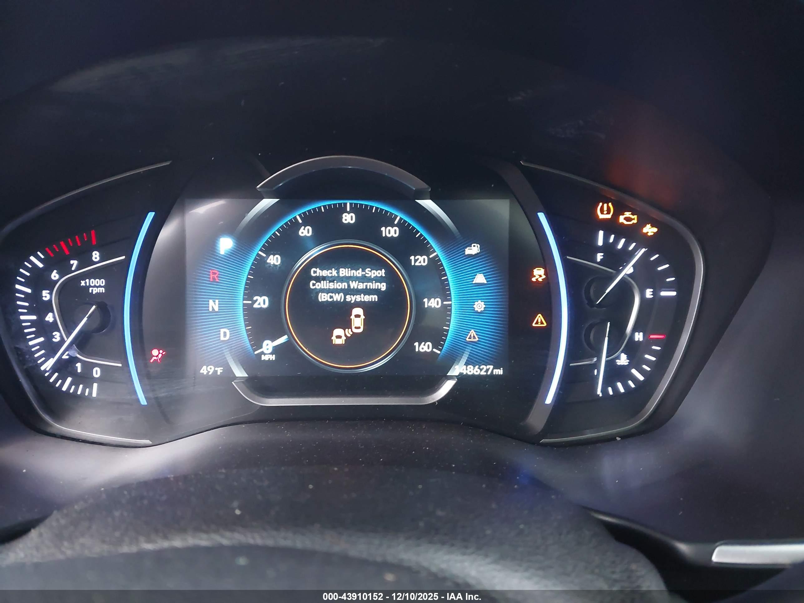HYUNDAI SANTA image 7