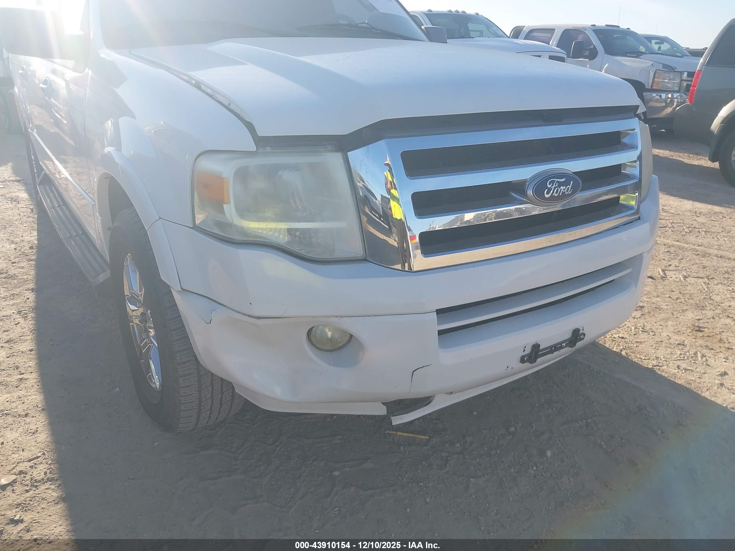 FORD EXPEDITION image 6