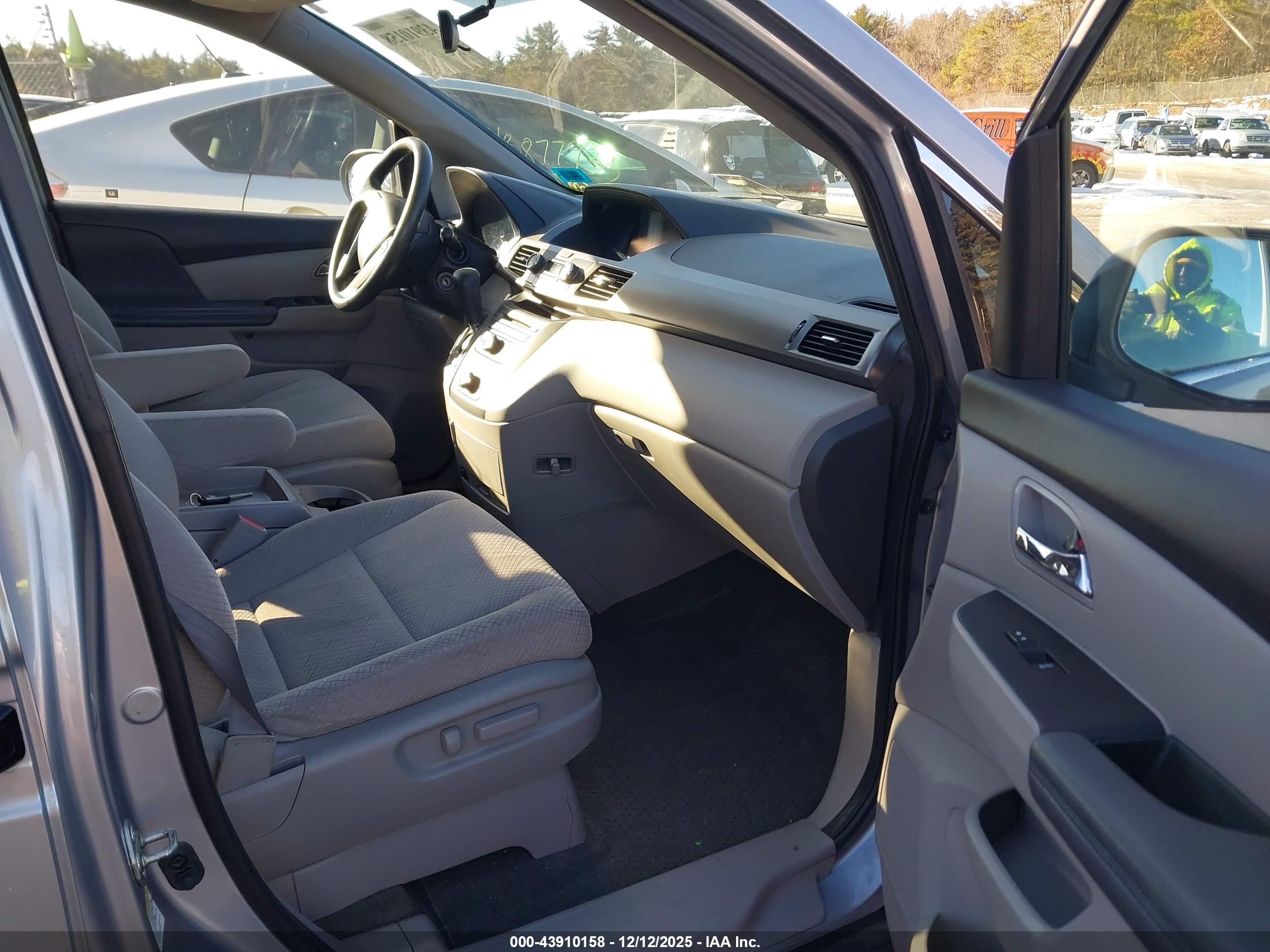 HONDA ODYSSEY image 5