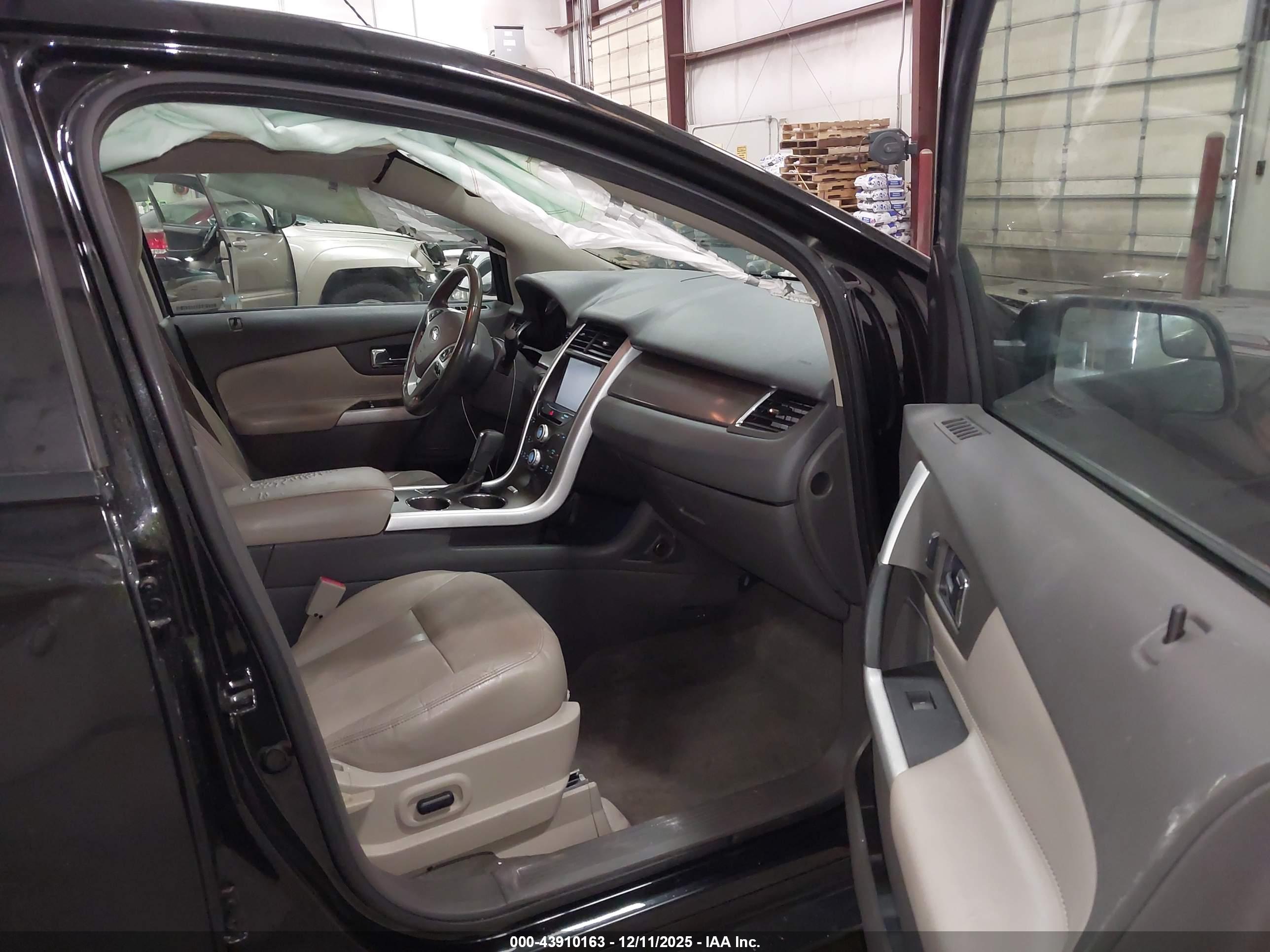 FORD EDGE image 5