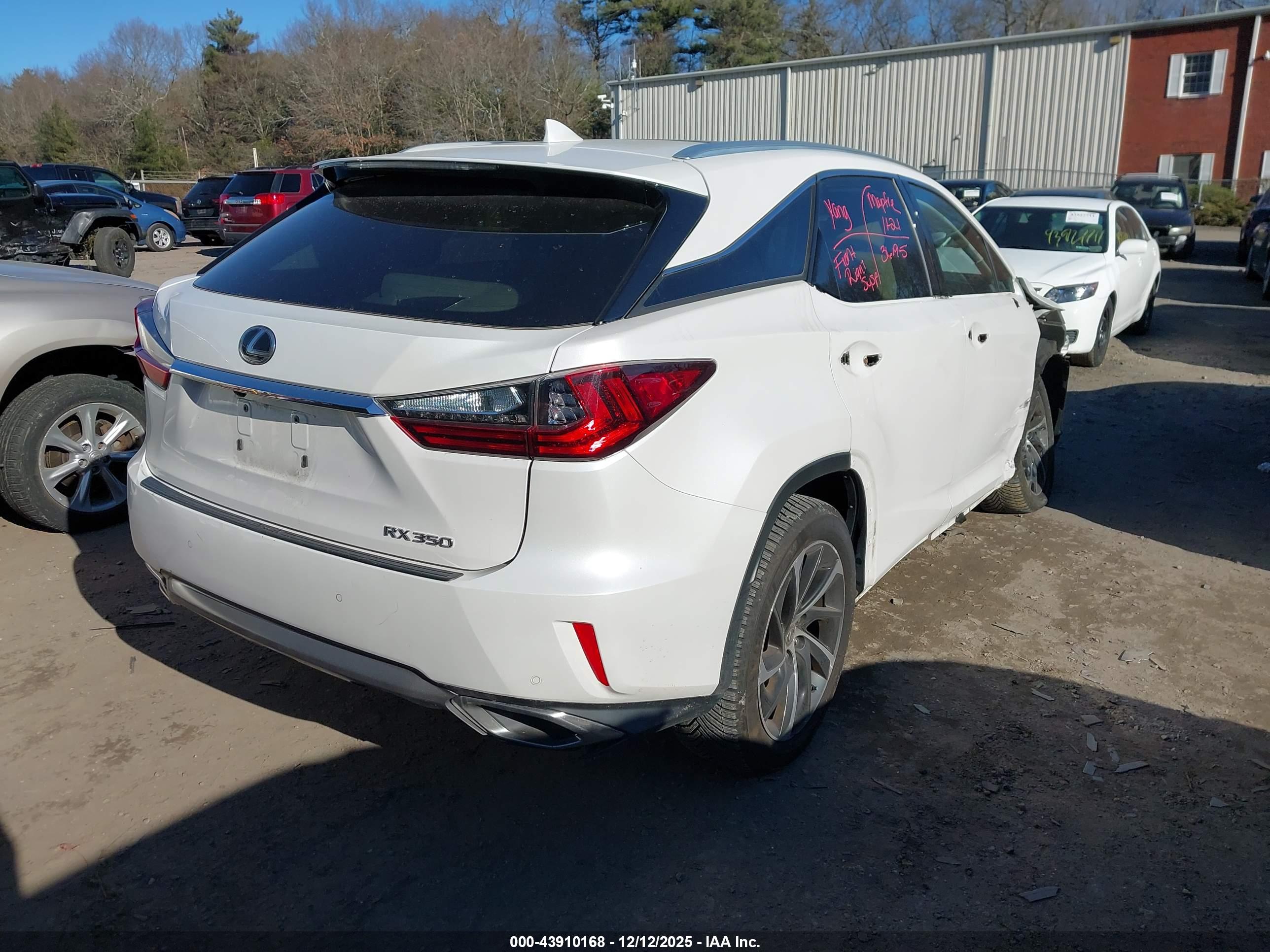 LEXUS RX image 4