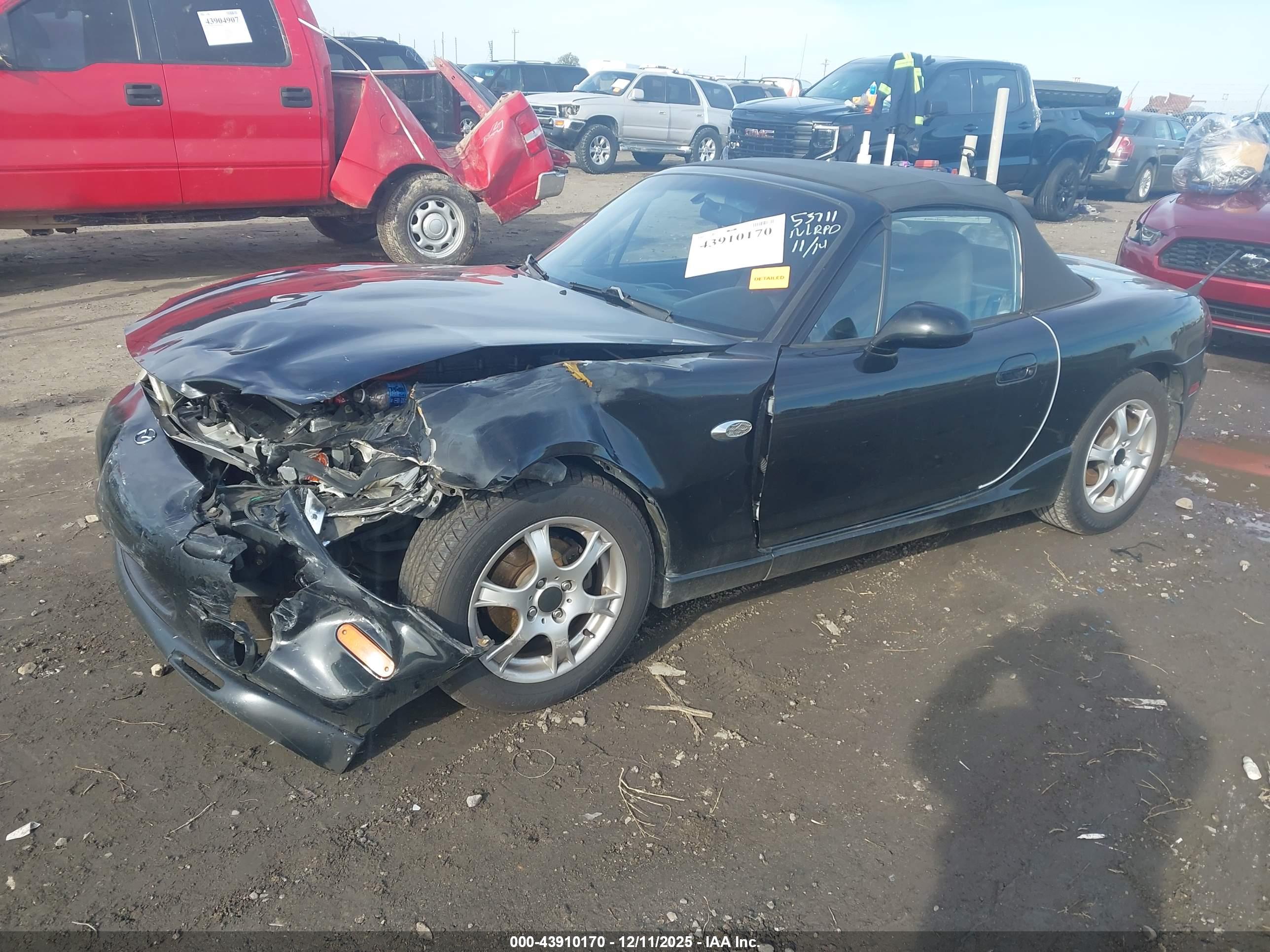 MAZDA MX-5 image 2