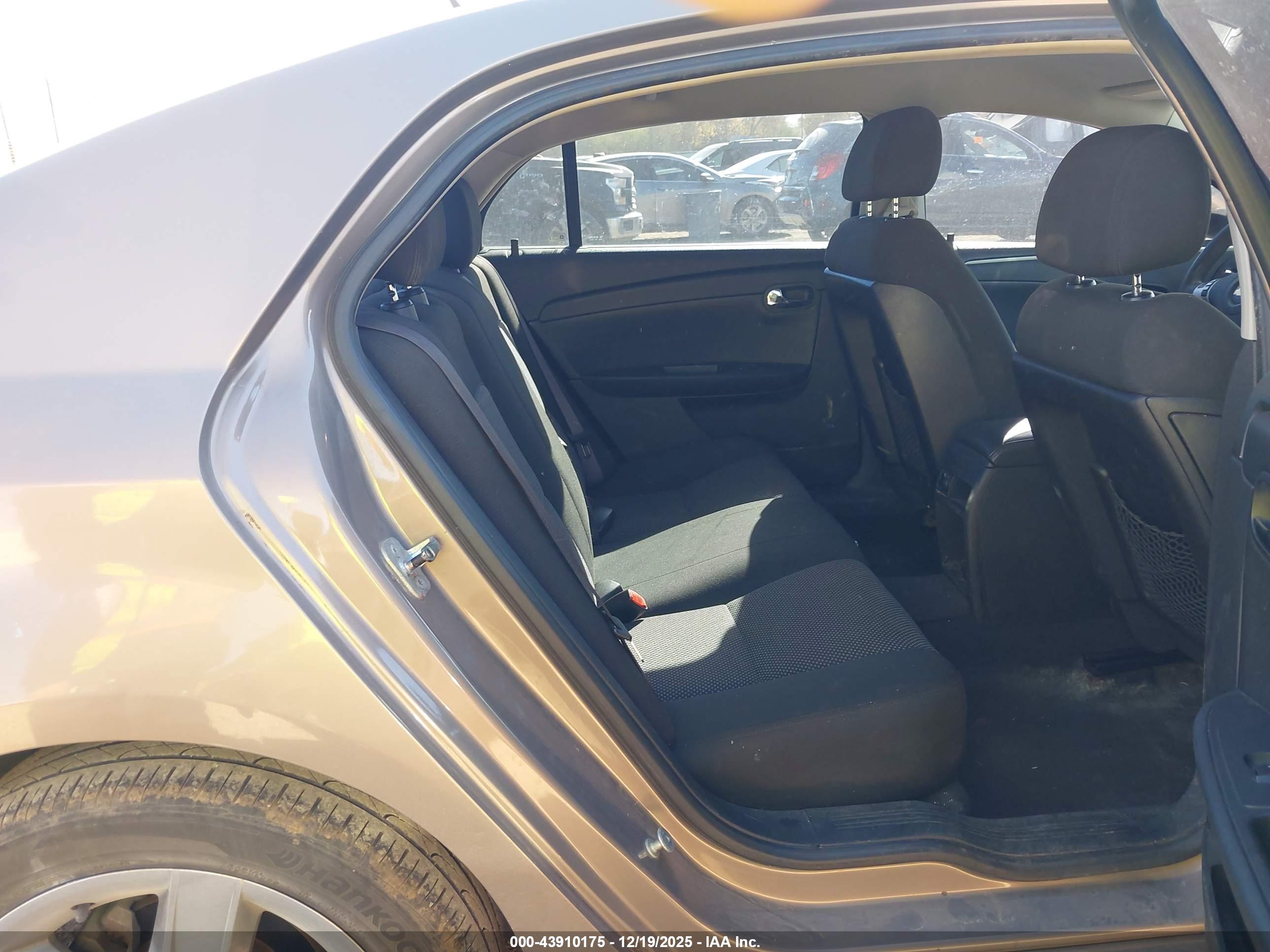 CHEVROLET MALIBU image 8