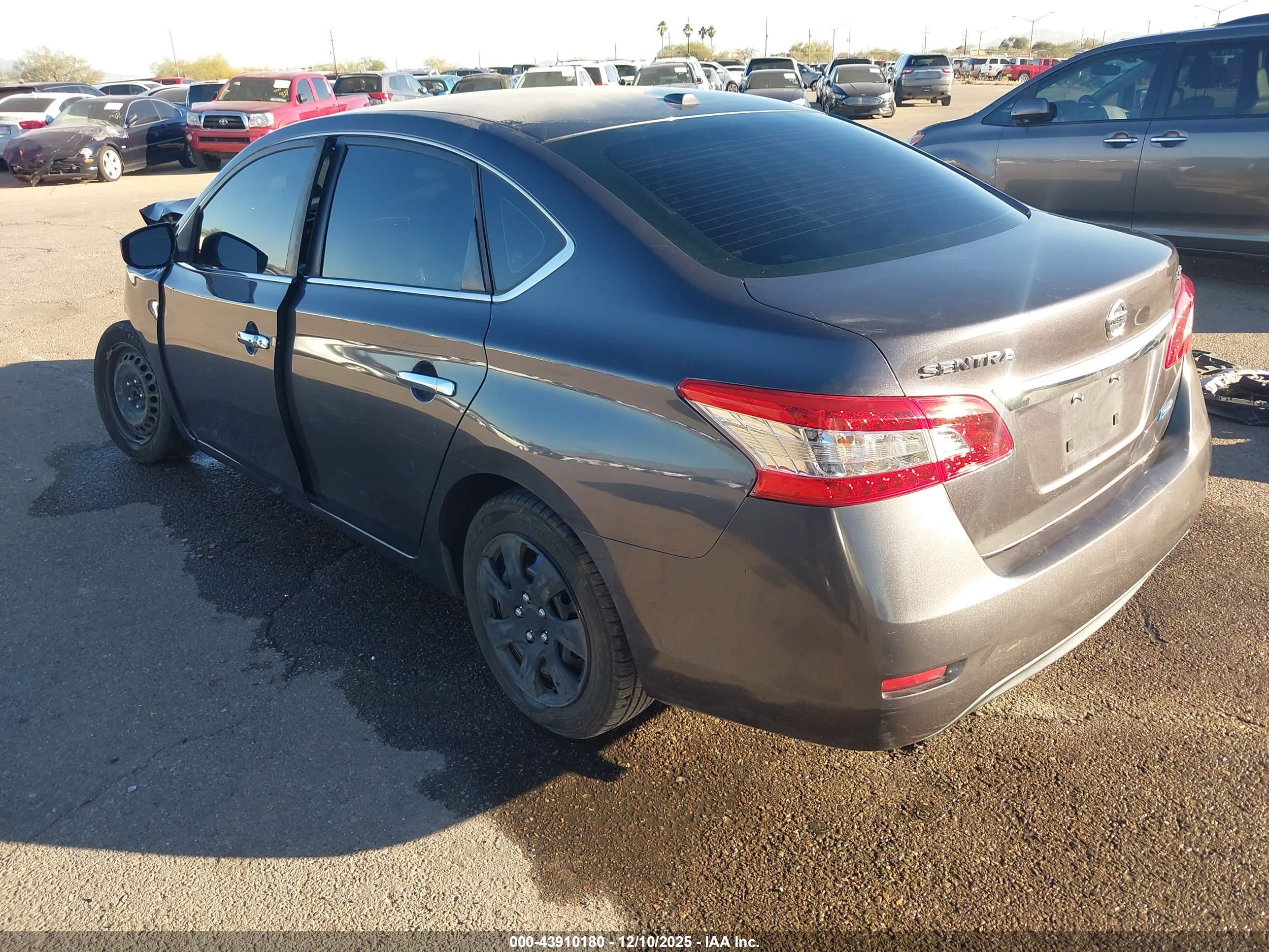 NISSAN SENTRA image 3