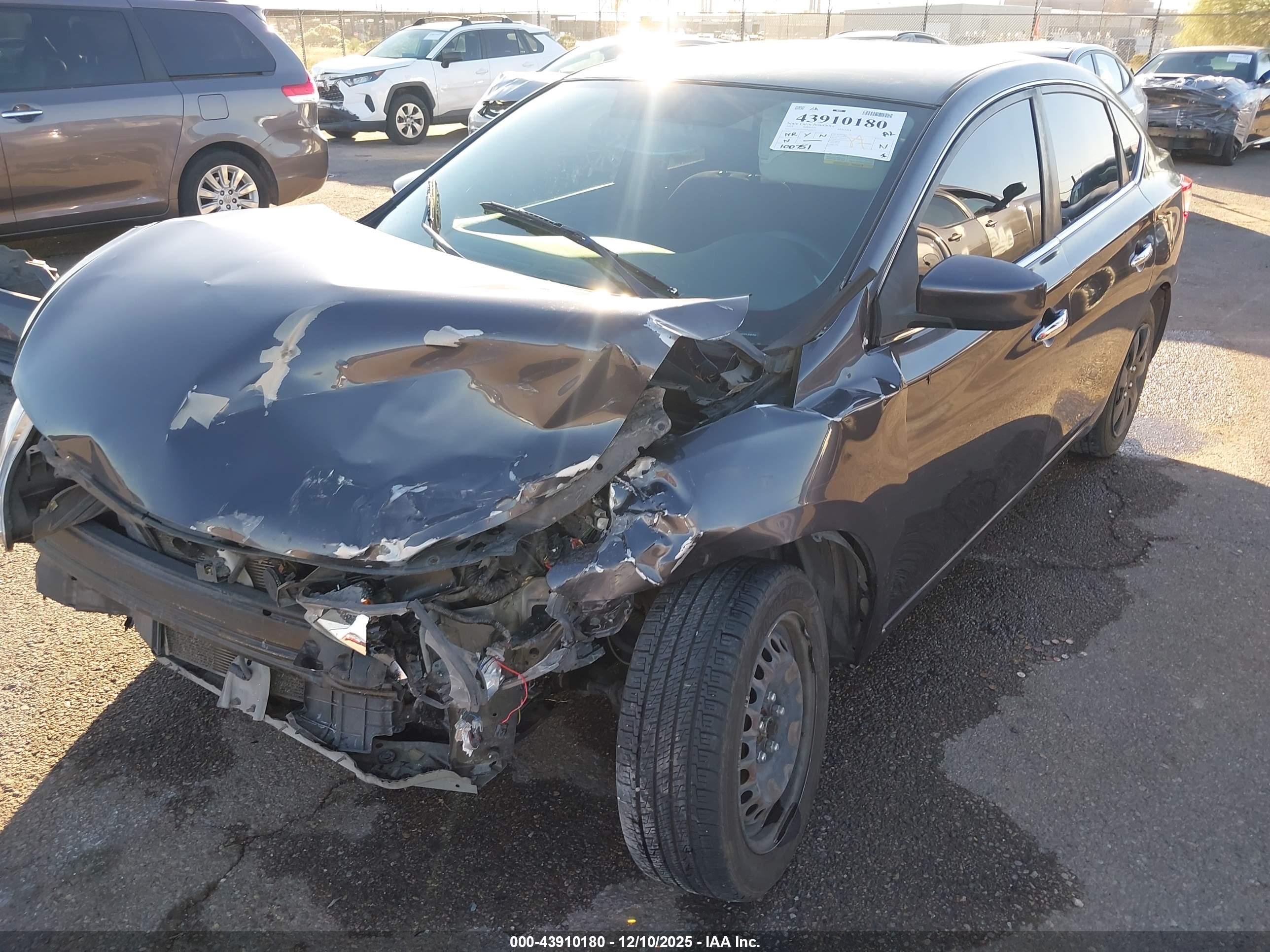 NISSAN SENTRA image 6