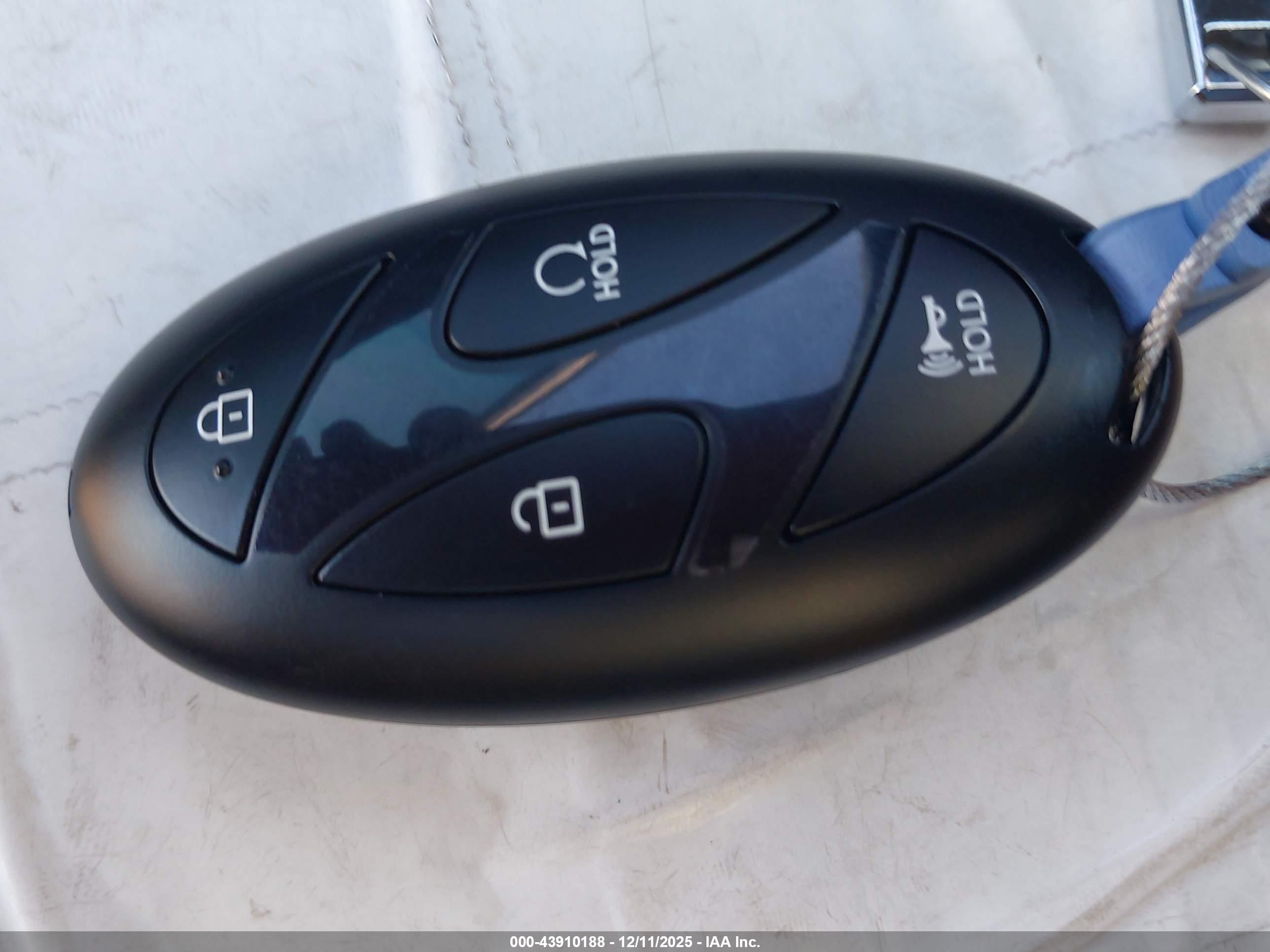 HYUNDAI IONIQ image 11