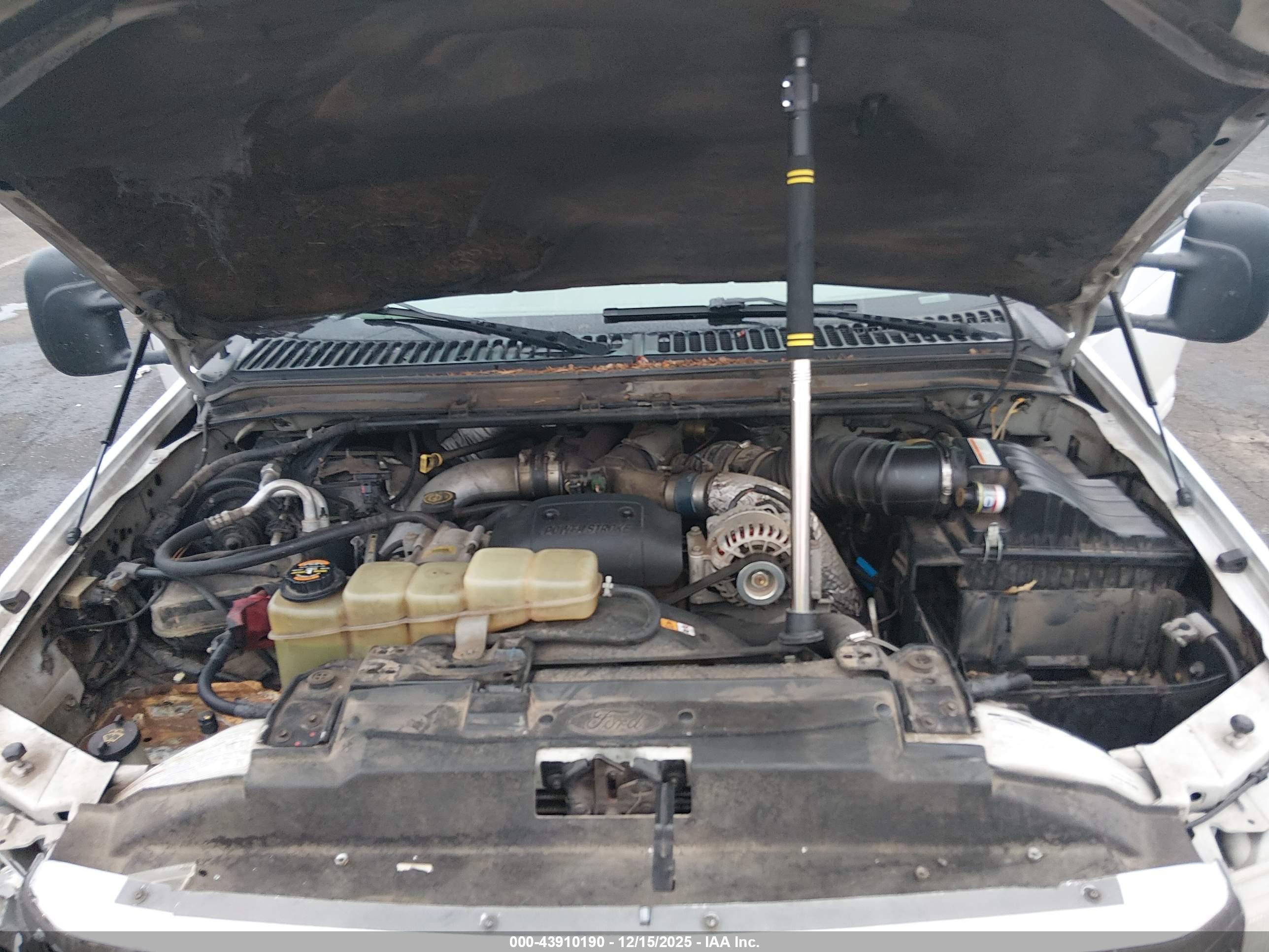 FORD F-250 image 10