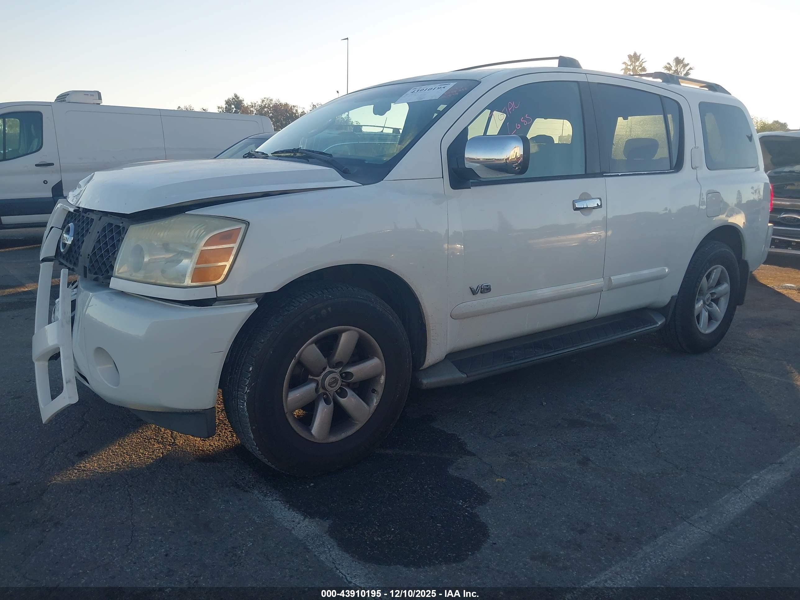 NISSAN ARMADA image 2