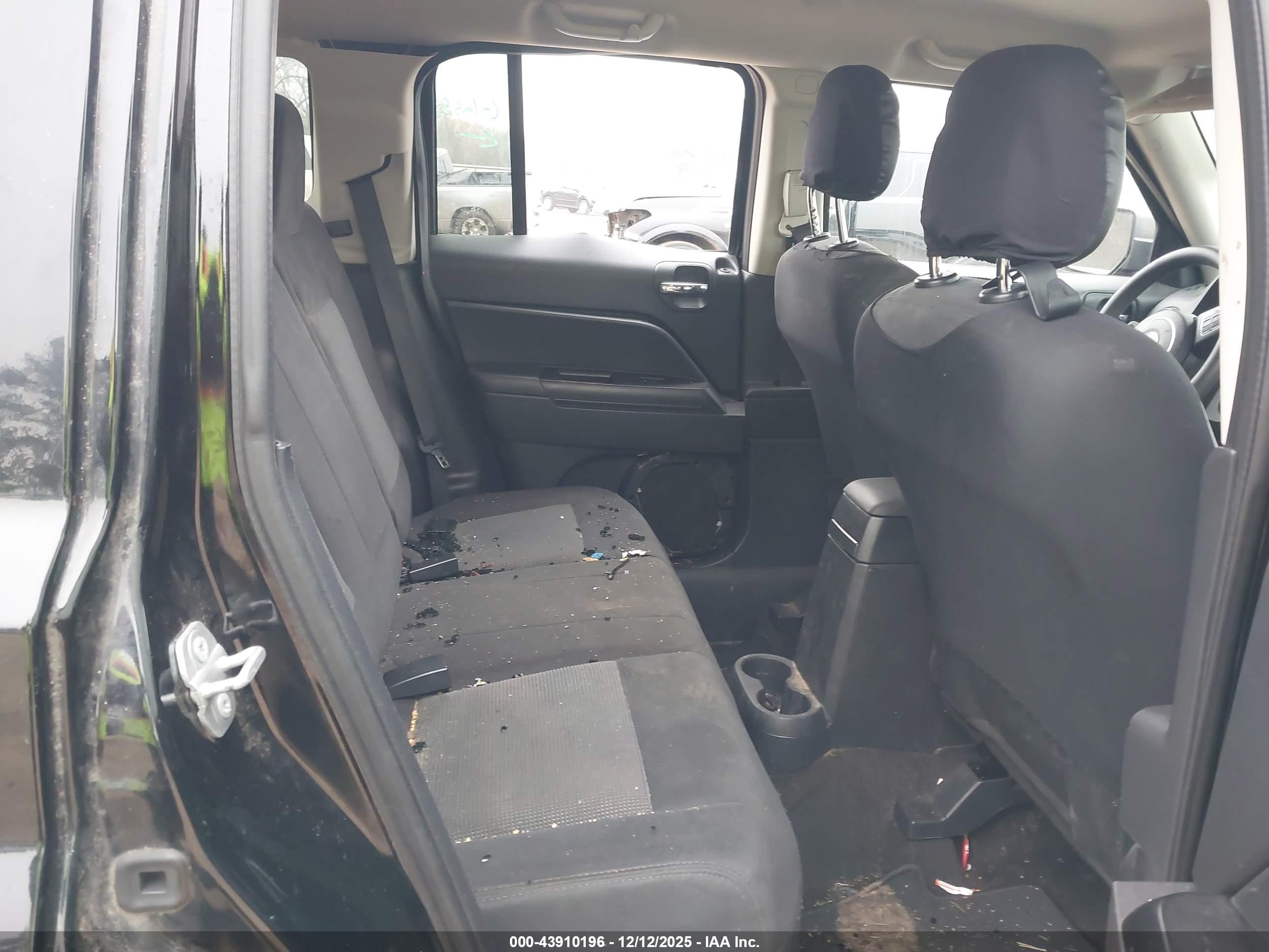 JEEP PATRIOT image 8